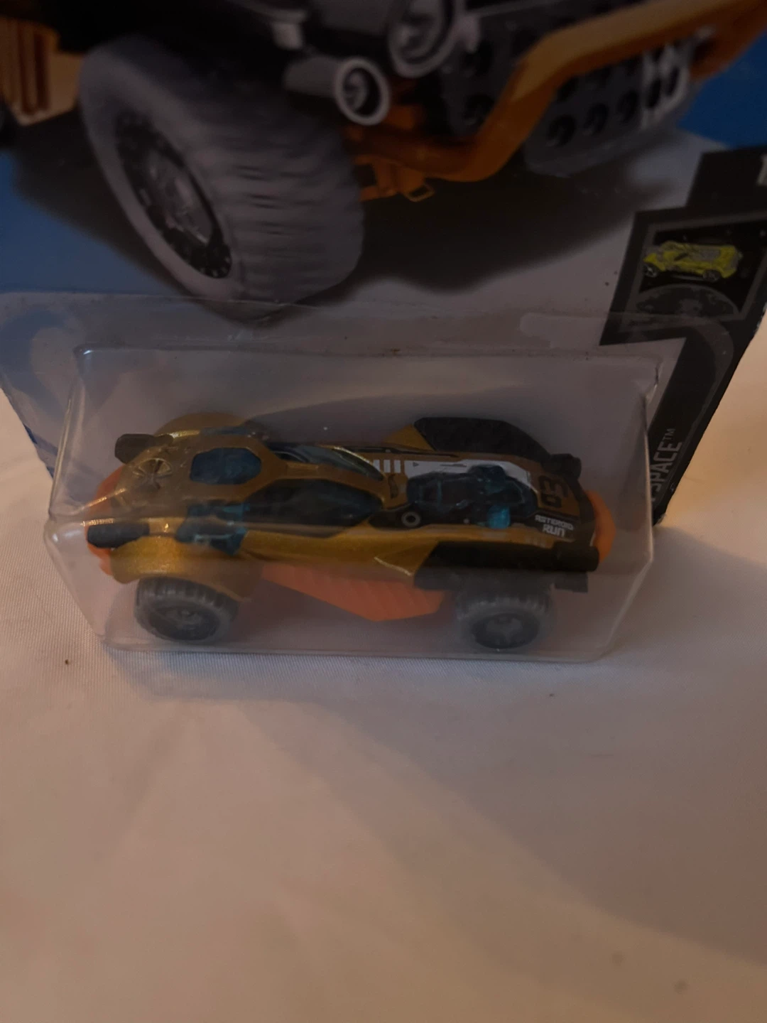 Hot Wheels Dune-A-Soar Toy Car - photo 2