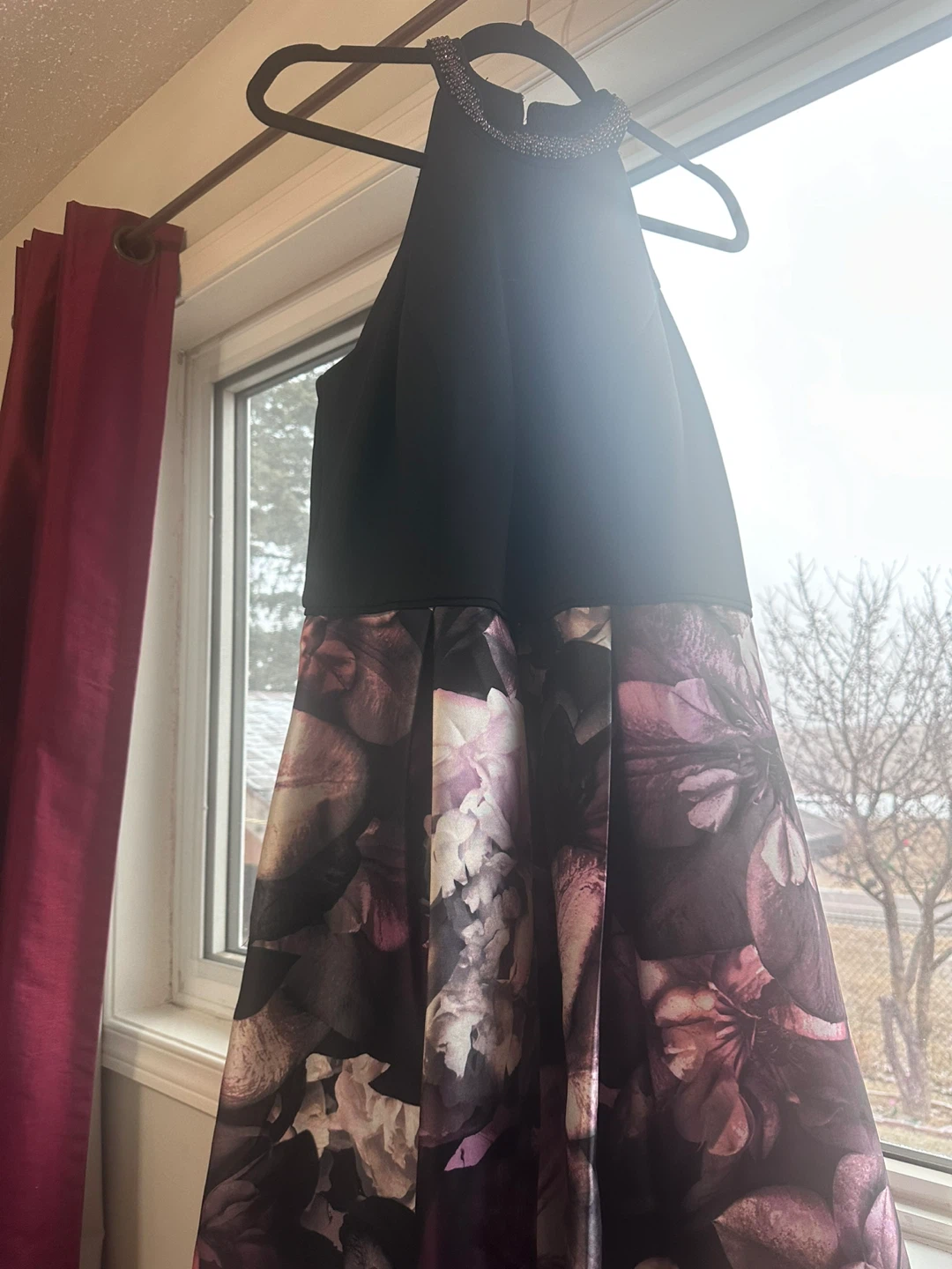 LAURA Black & Floral Embellished Neckline Dress Size 12
