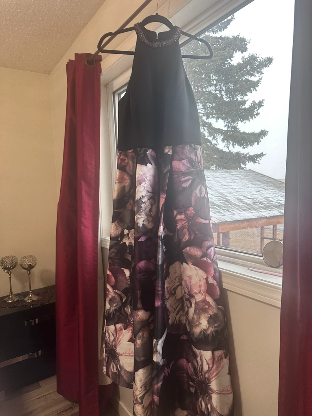 LAURA Black & Floral Embellished Neckline Dress Size 12 - photo 3