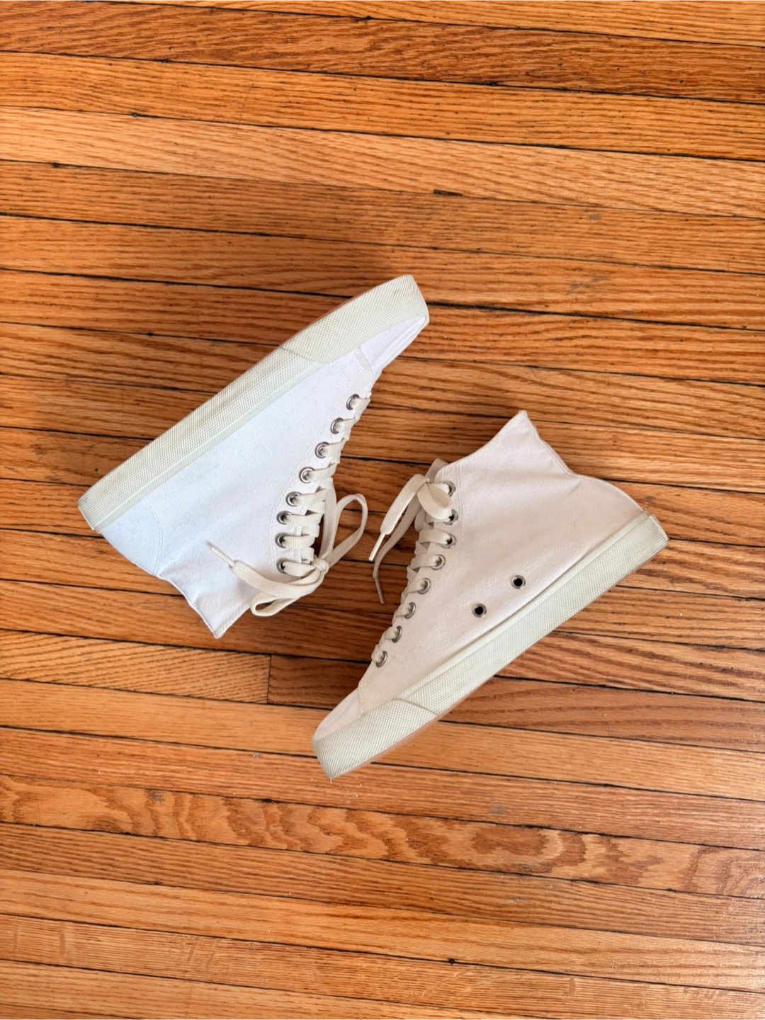 Maison Margiela White Canvas Tabi Sneakers - photo 2