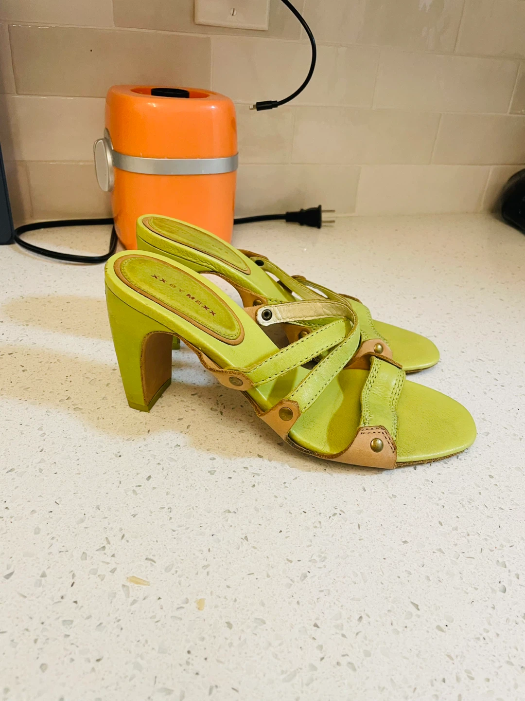 MEXX Women's Lime Green Leather Heeled Sandals Size 8 - photo 2