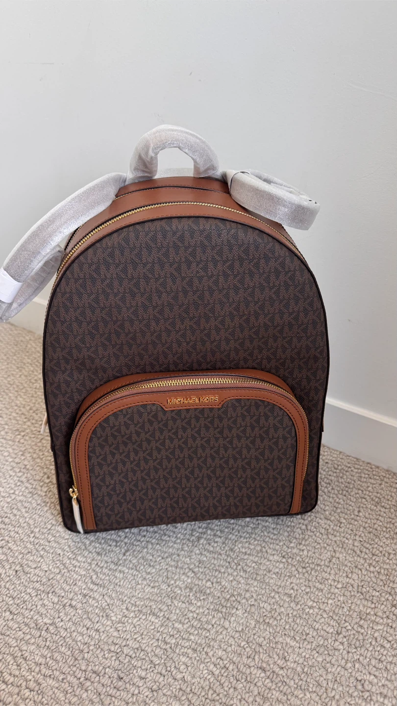 Michael Kors Jaycee Medium Logo Backpack - photo 4