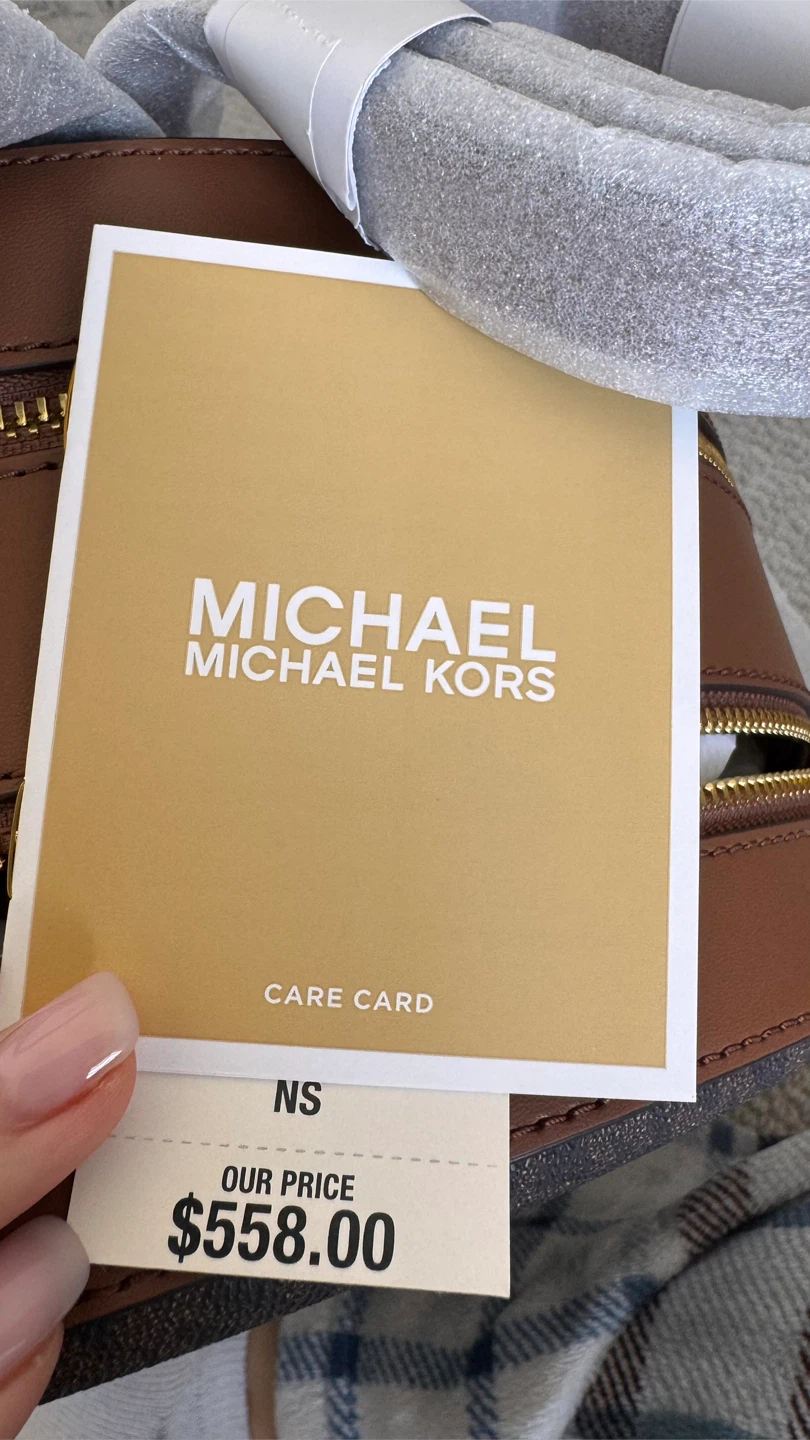 Michael Kors Jaycee Medium Logo Backpack - photo 5