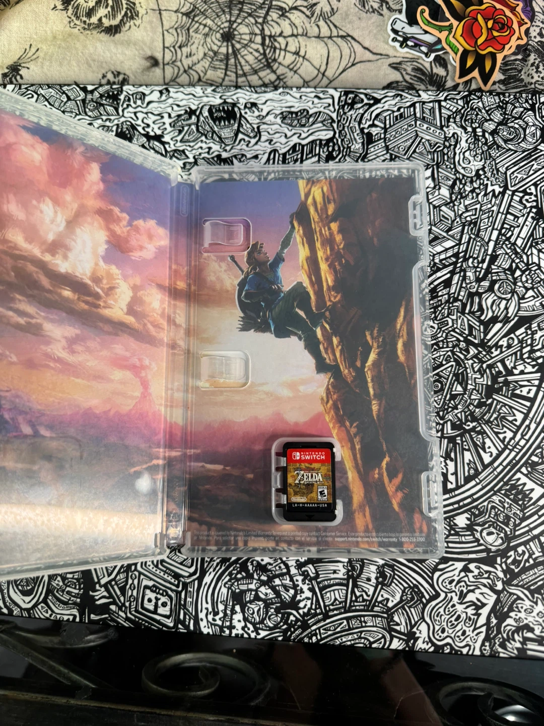 Nintendo Switch The Legend of Zelda: Breath of the Wild Game - photo 2