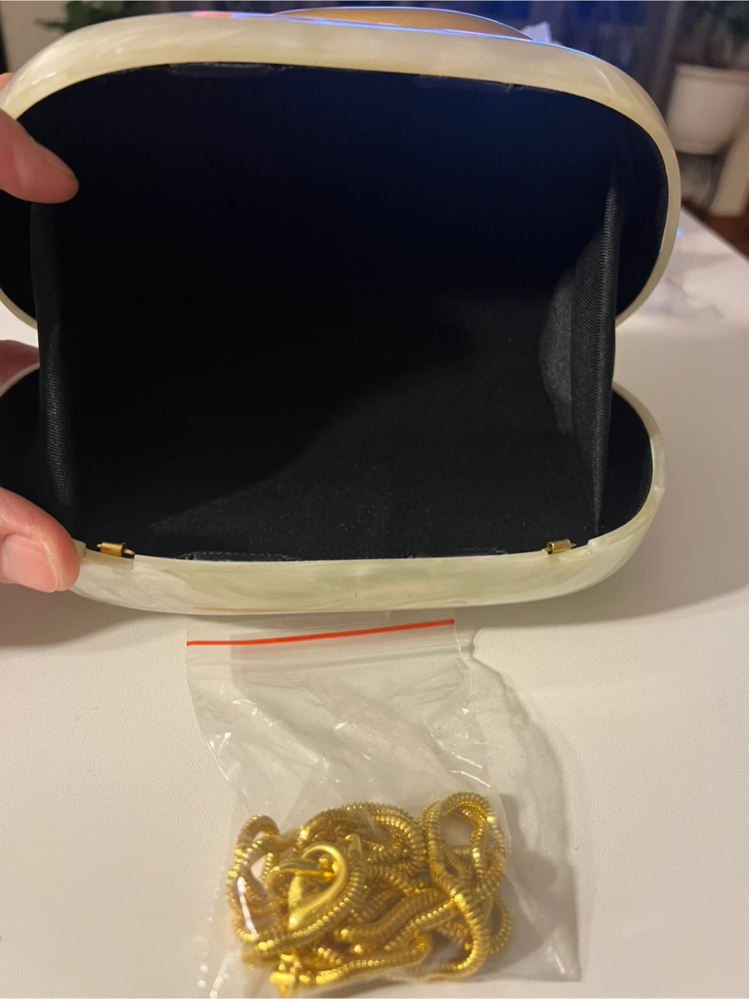DEBIMY Women Acrylic Clutch Box with Gold Handle & Chain - photo 3