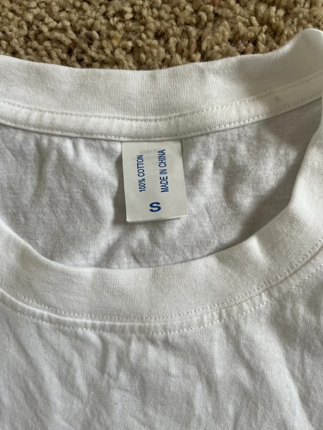 White Graphic T-Shirt with Heart Design - Size S - photo 3