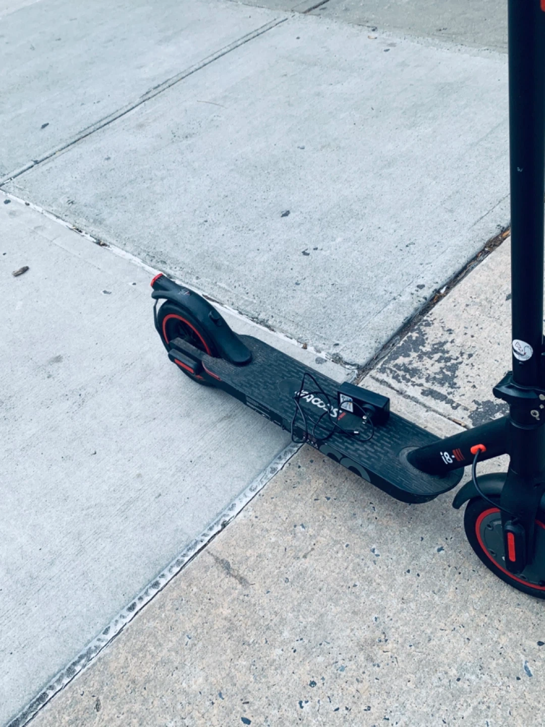 Black Electric Scooter run fast 28mph