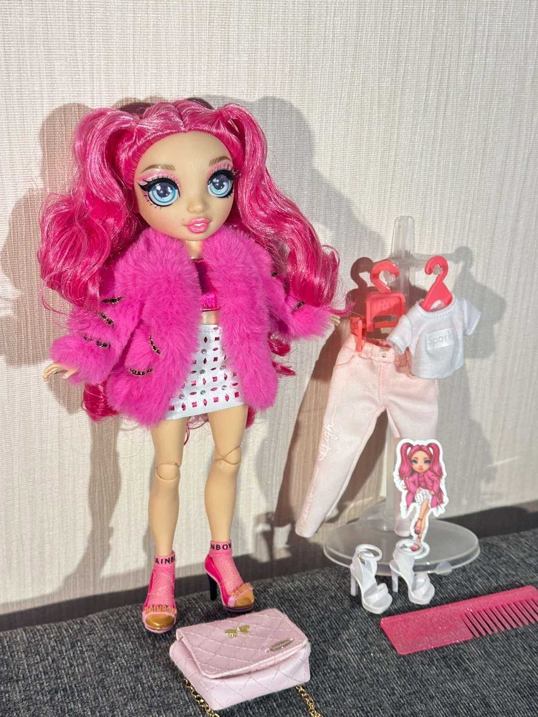 Excellent Rare Rainbow High Stella Monroe doll - 2 outfits - photo 3