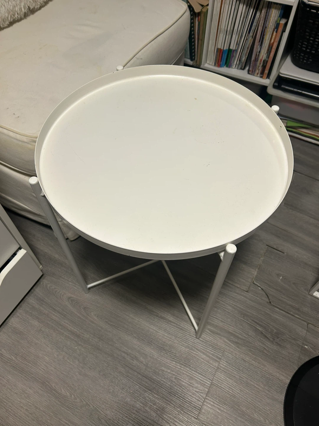 Ikea White Round Side Table - photo 2