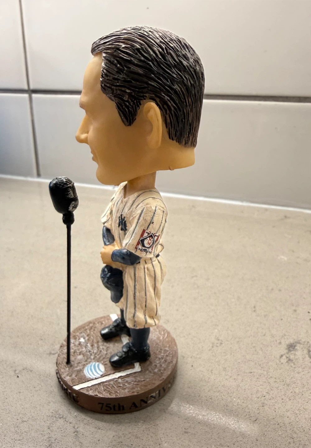 Lou Gehrig Bobblehead - 75th Anniversary - photo 2