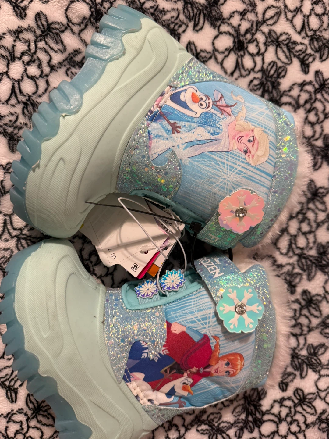 Girls Disney Frozen Light-Up Winter Boots Size 7 - photo 2