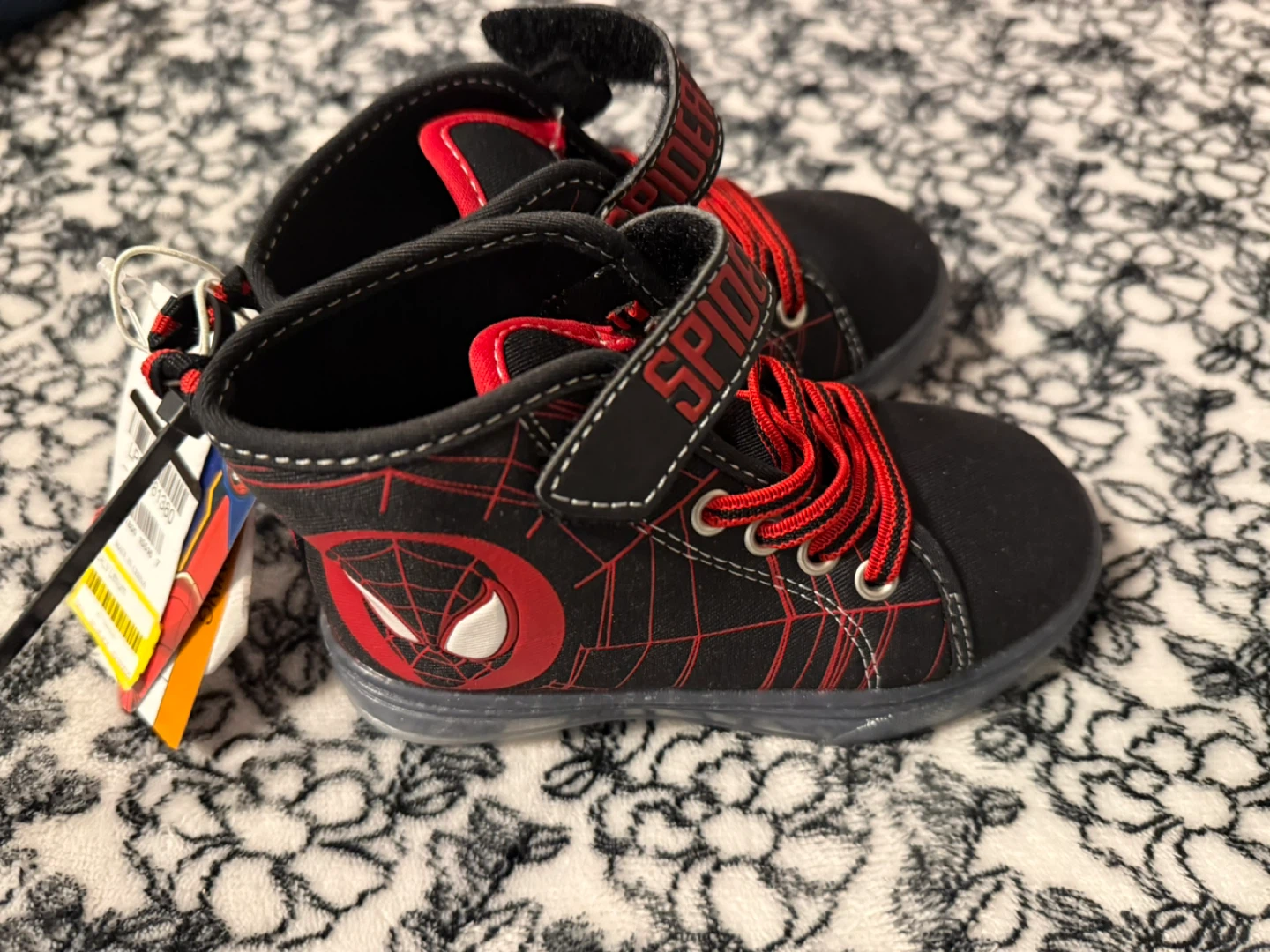 Spider-Man Light-Up Shoes - Toddler Size 1, 6 - photo 2