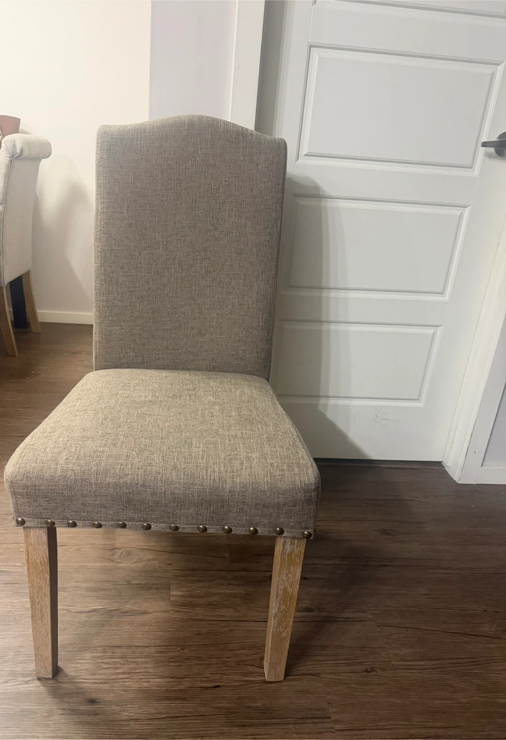 Dining Chair with Nailhead Trim (1)