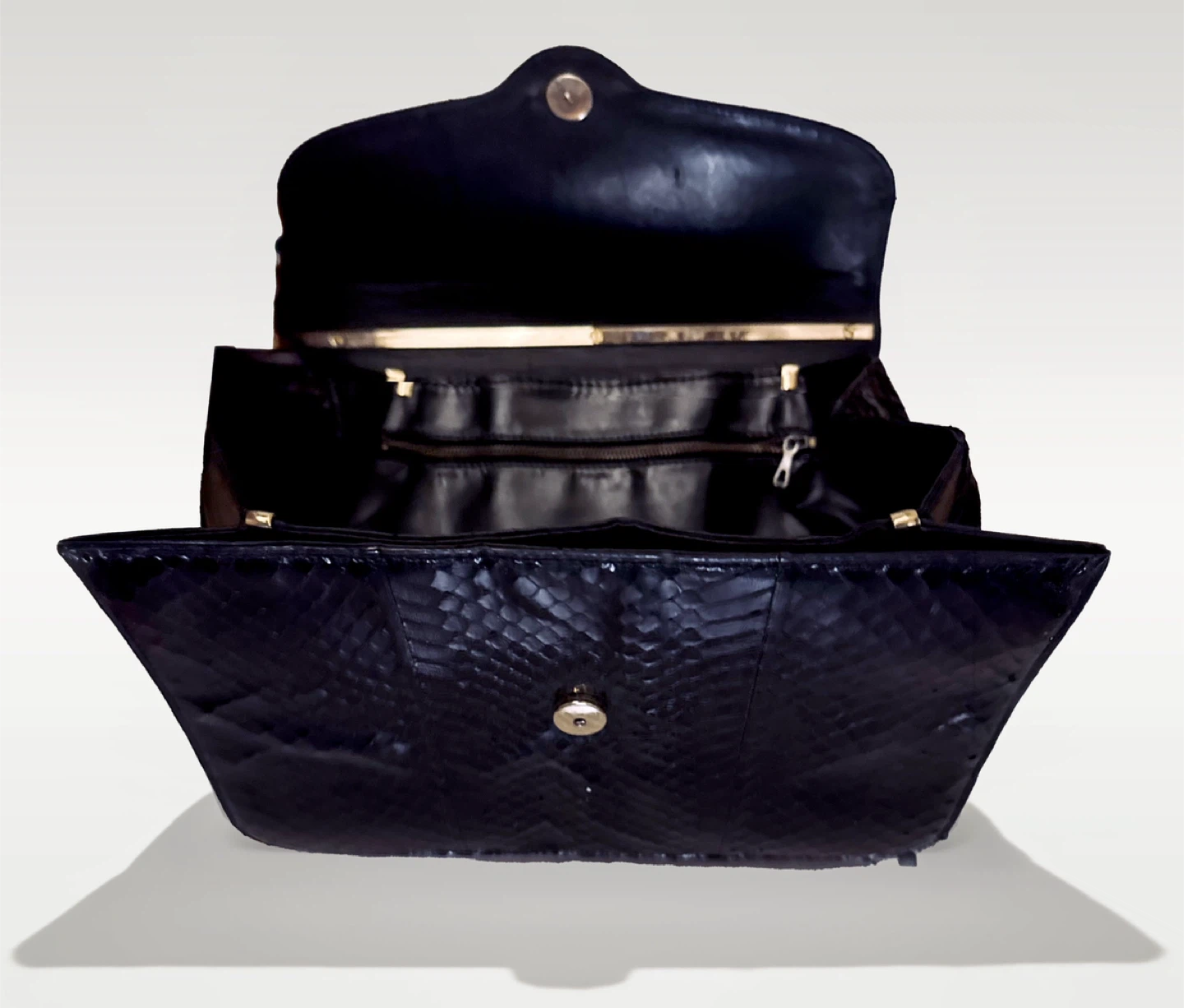 Black snakeskin handbag - photo 3
