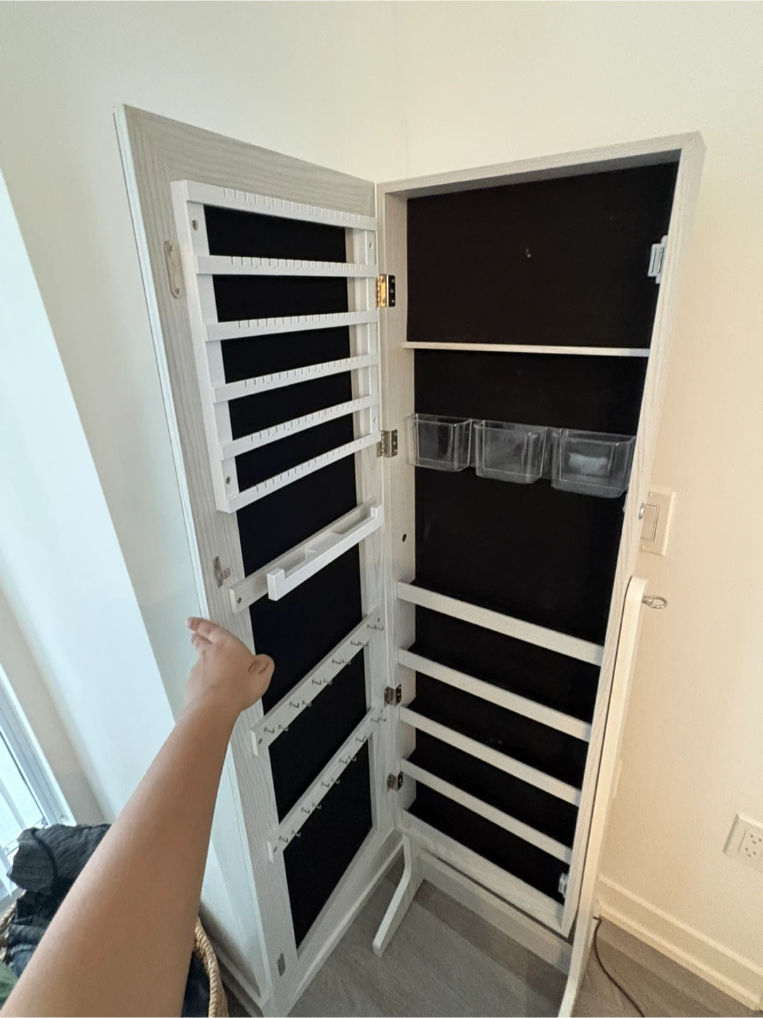 Jewelry Armoire with Full Length Mirror (vanity) - photo 3
