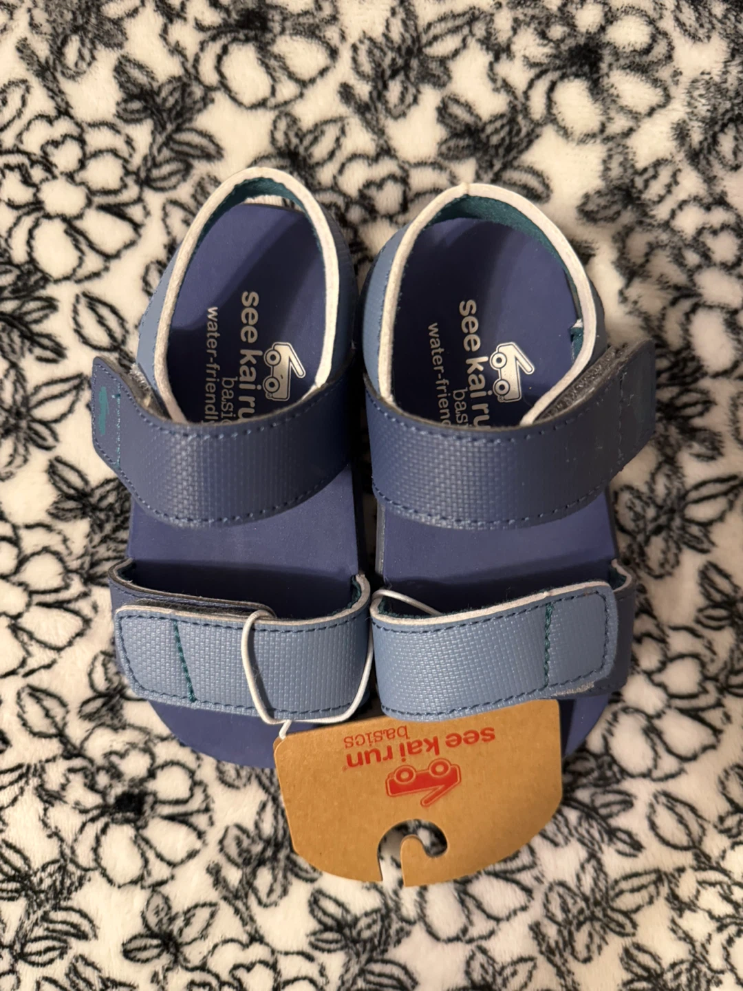 See Kai Run Basics Blue Water-Friendly Sandals Size 7 - photo 2