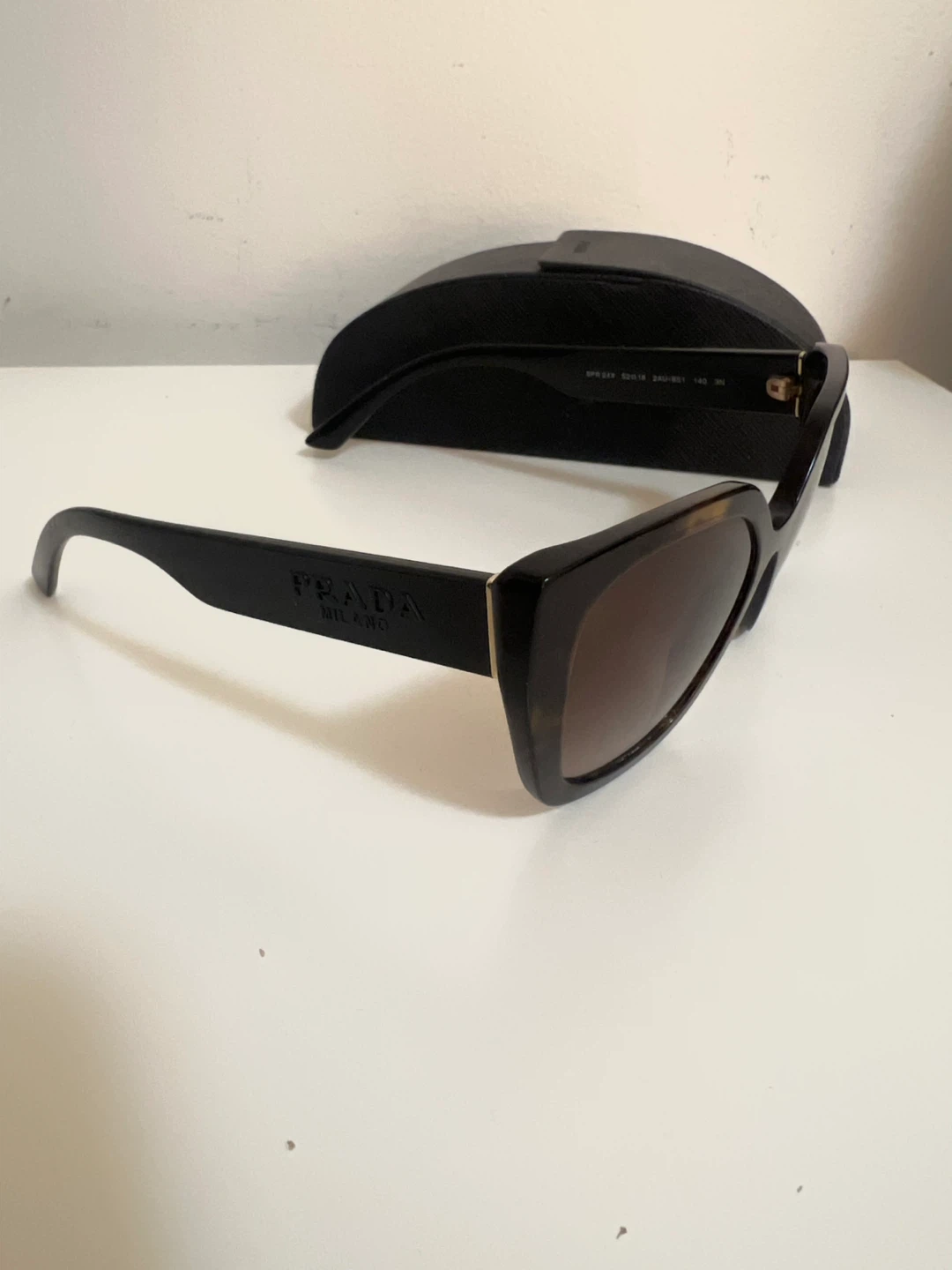 Authentic Prada PR 24XS Sunglasses - photo 4