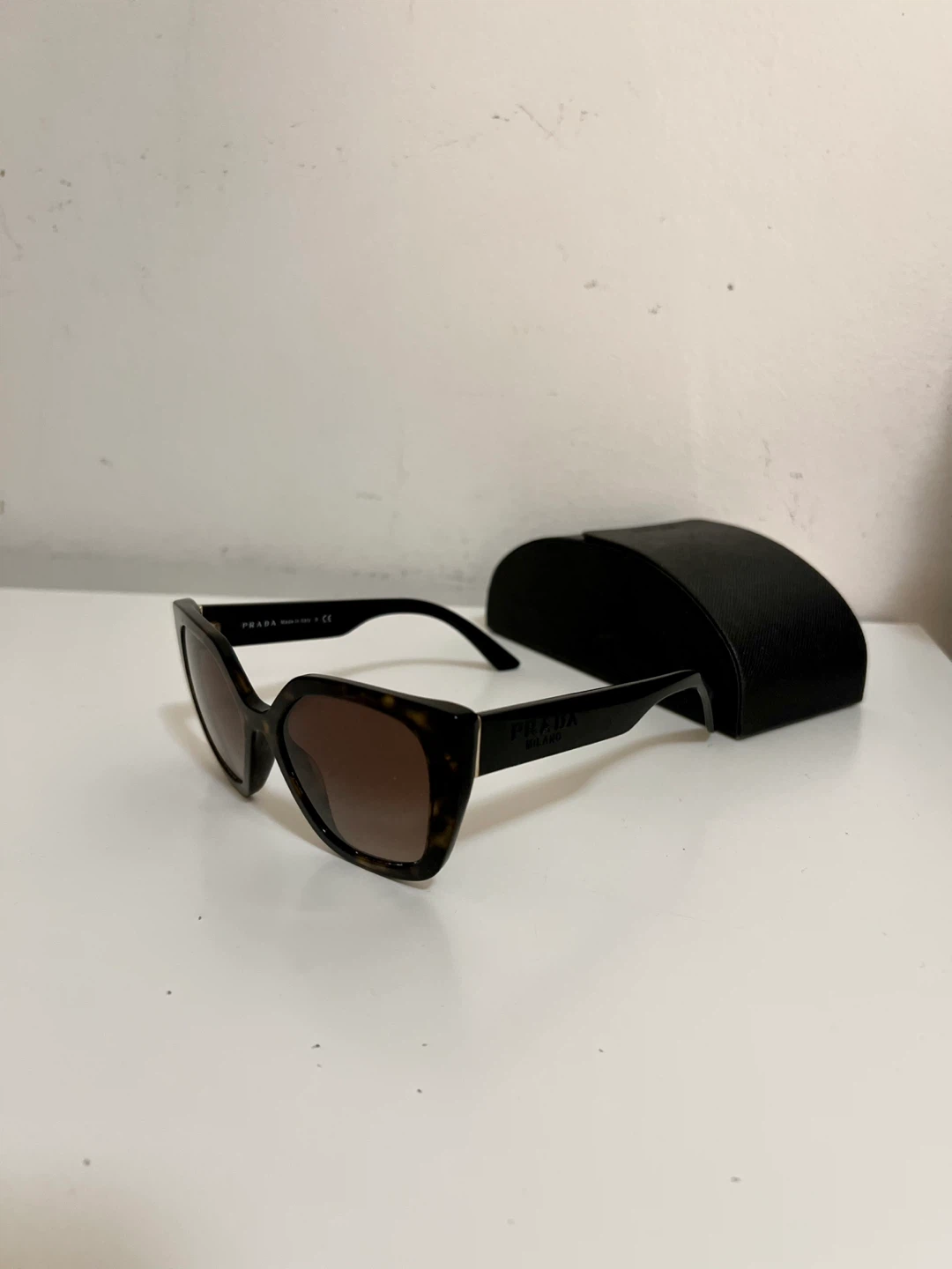 Authentic Prada PR 24XS Sunglasses - photo 3