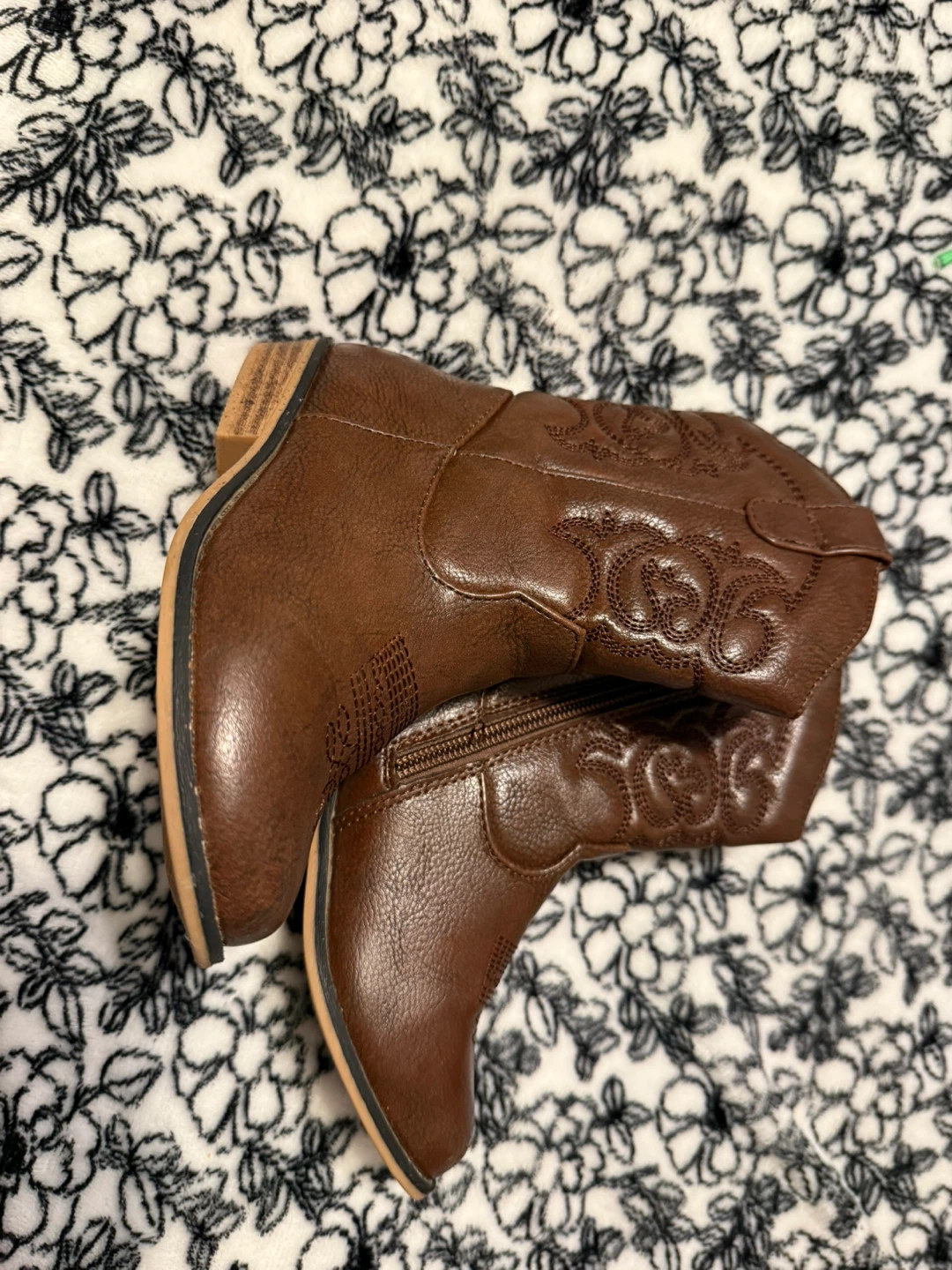 Cat & Jack Brown Cowboy Girls Boots Size 9 - photo 2