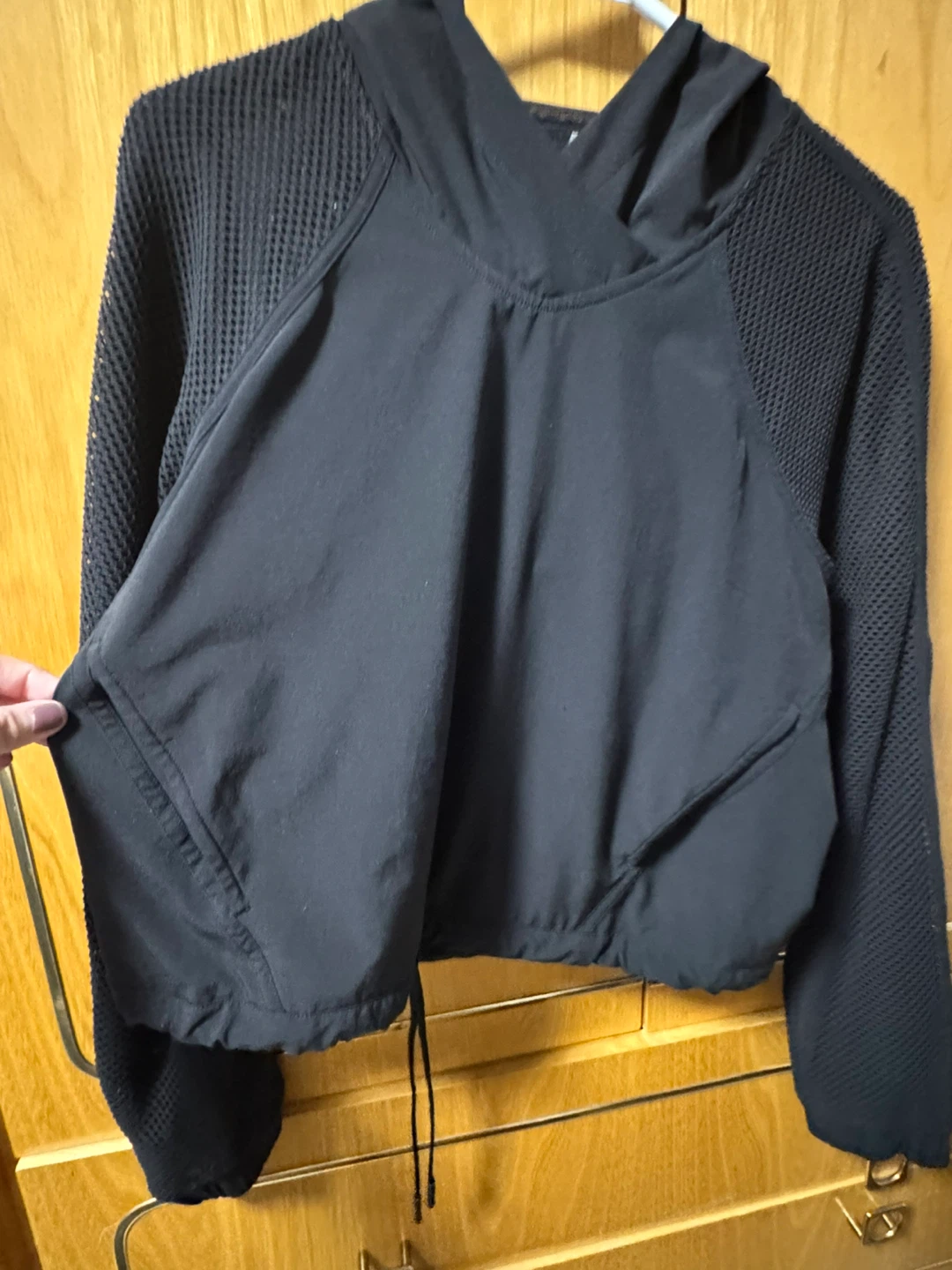 Lululemon Black Mesh Hoodie Size 6 - photo 5