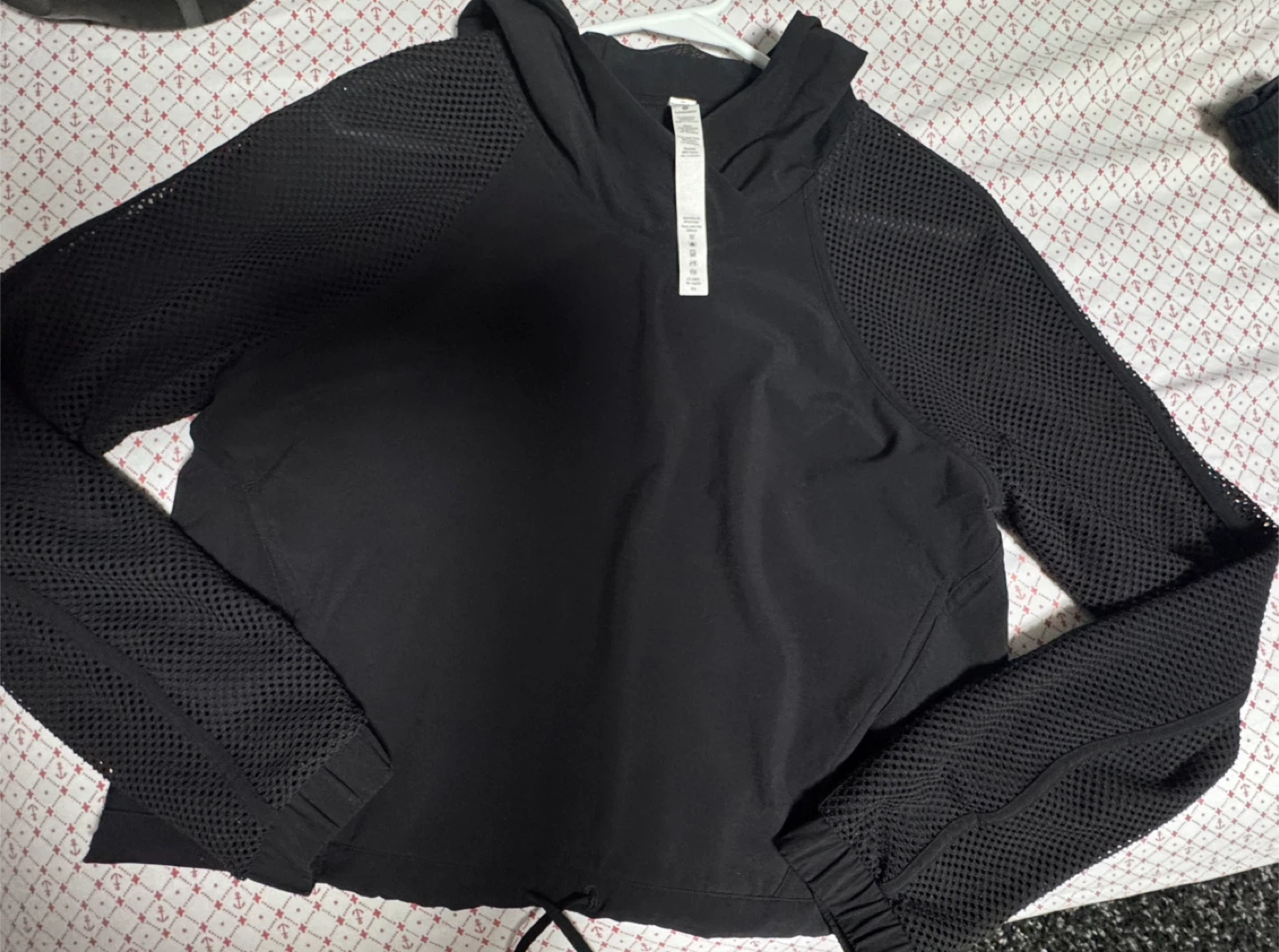 Lululemon Black Mesh Hoodie Size 6 - photo 4