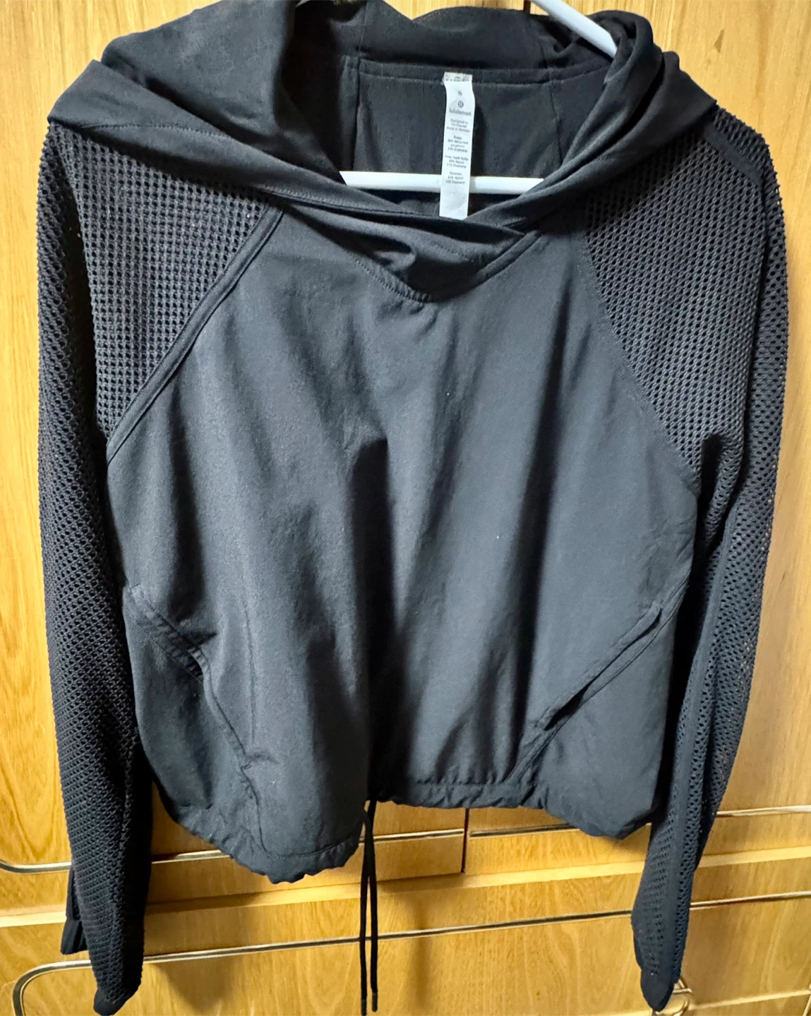 Lululemon Black Mesh Hoodie Size 6