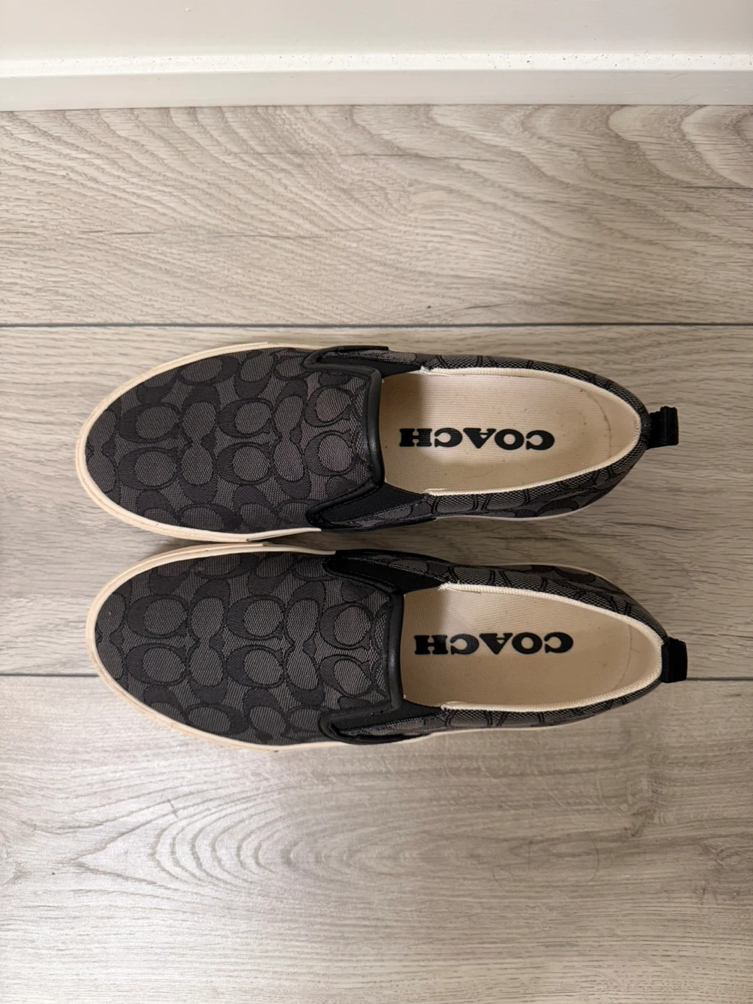COACH Signature Slip-On Sneakers US 7.5 - photo 2