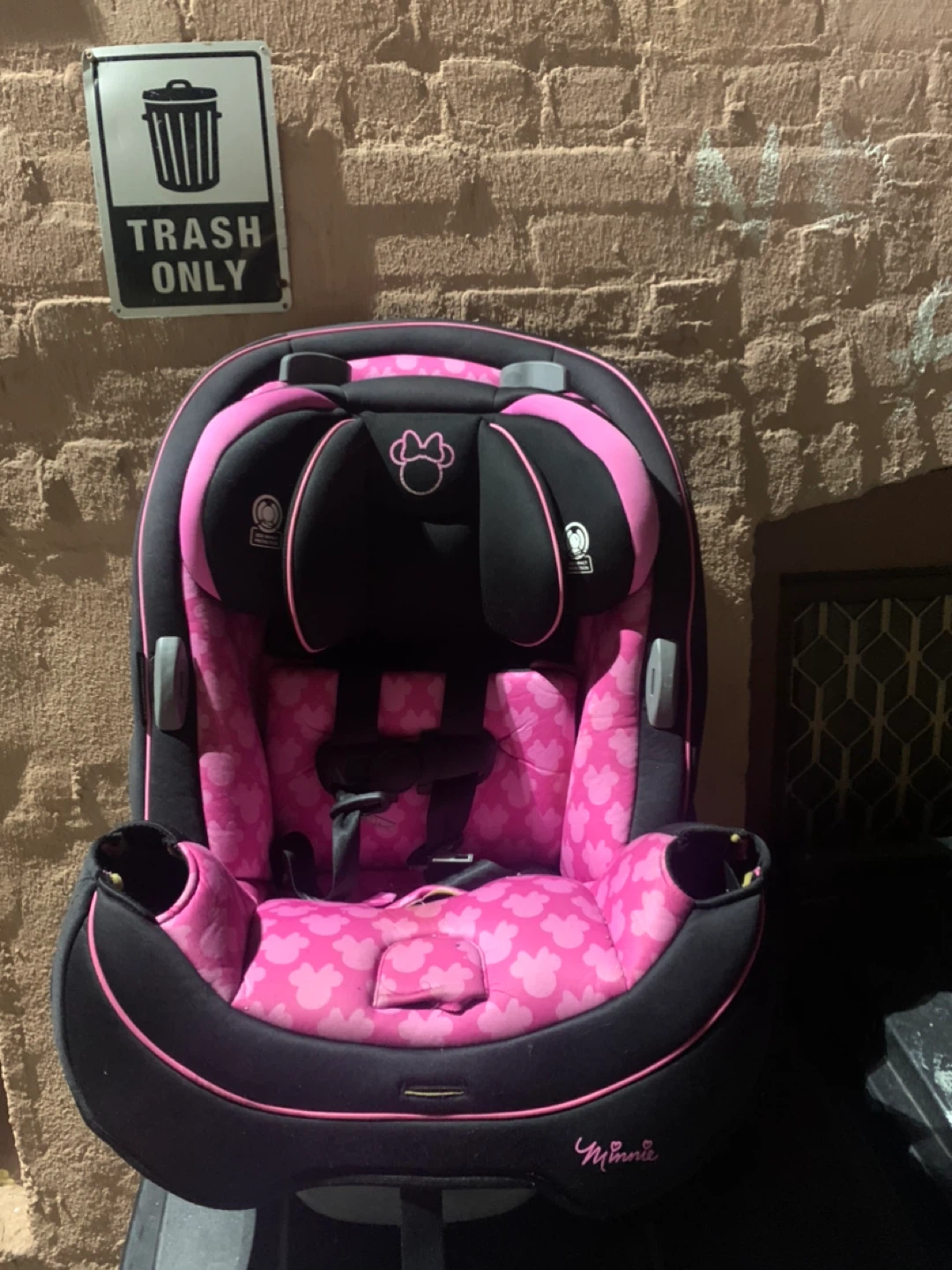 Disney Minnie Mouse Convertible Car Seat - photo 2