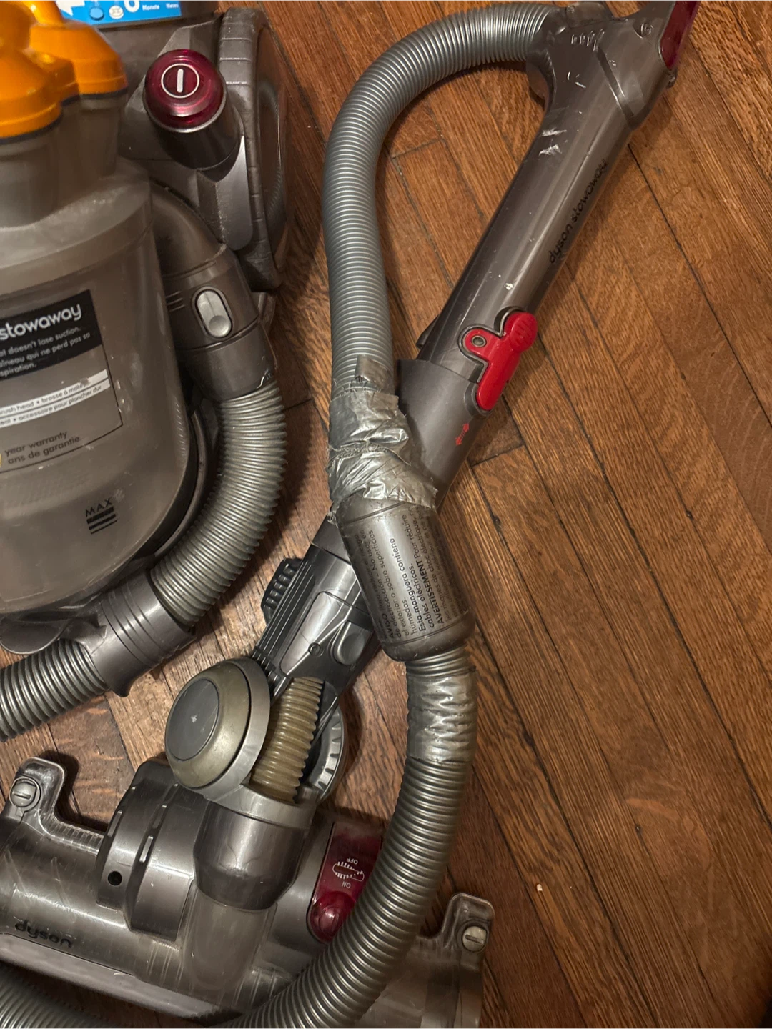 Dyson DC21 Stowaway Vacuum Cleaner - photo 2