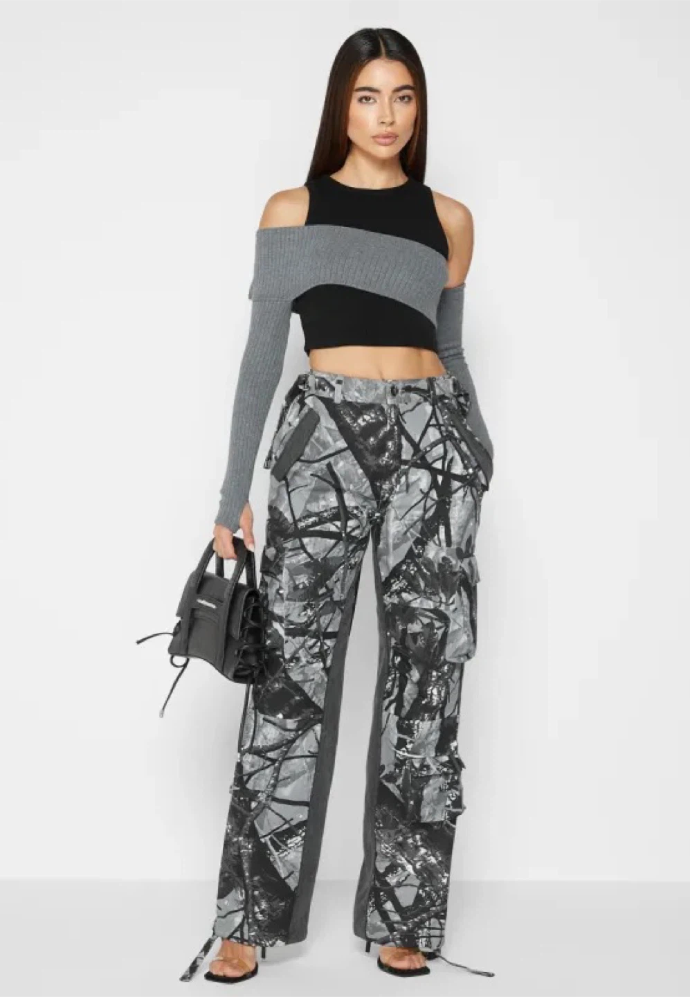 MANIÈRE DE VOIR Camo Cargo Pants
