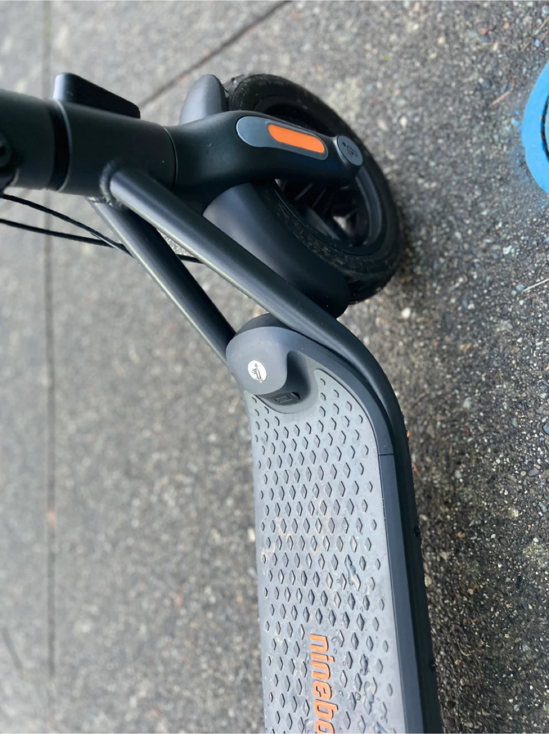 Ninebot Electric f2 Pro Scooter - photo 3
