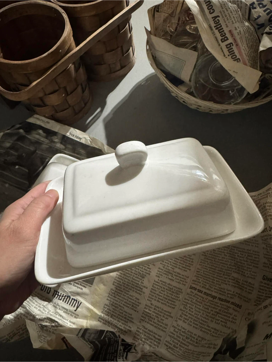White Ceramic Butter Dish with Lid (Set of 2)