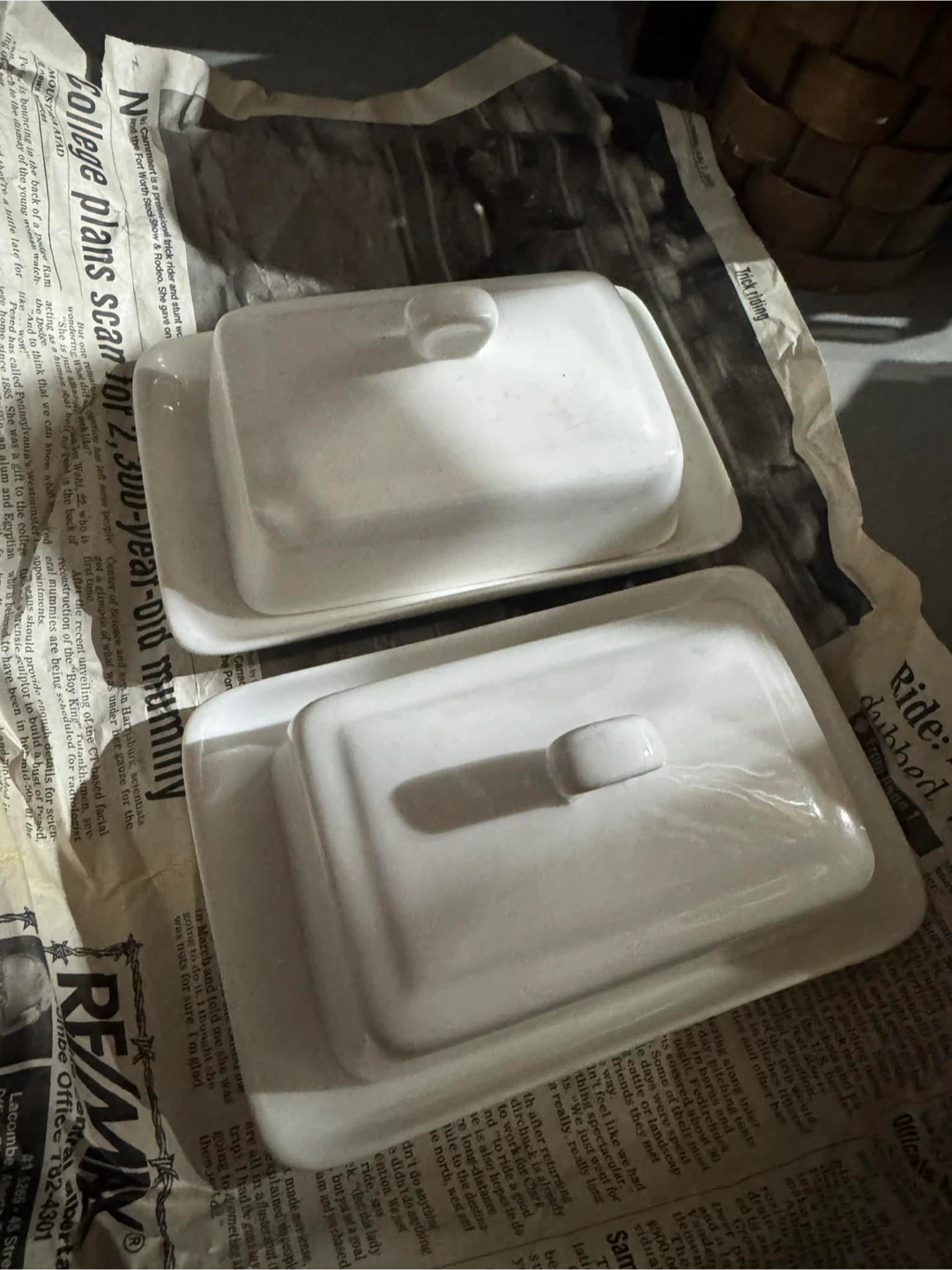 White Ceramic Butter Dish with Lid (Set of 2) - photo 2
