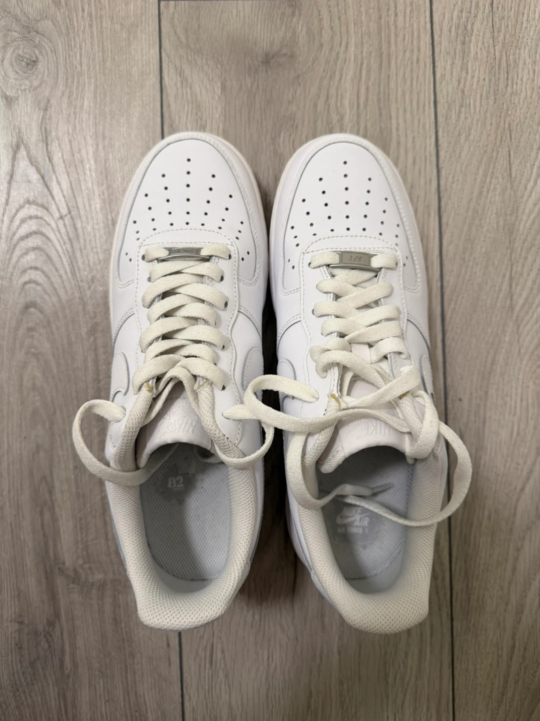 Nike Air Force 1 Low White US 9.5 Brand New - photo 2