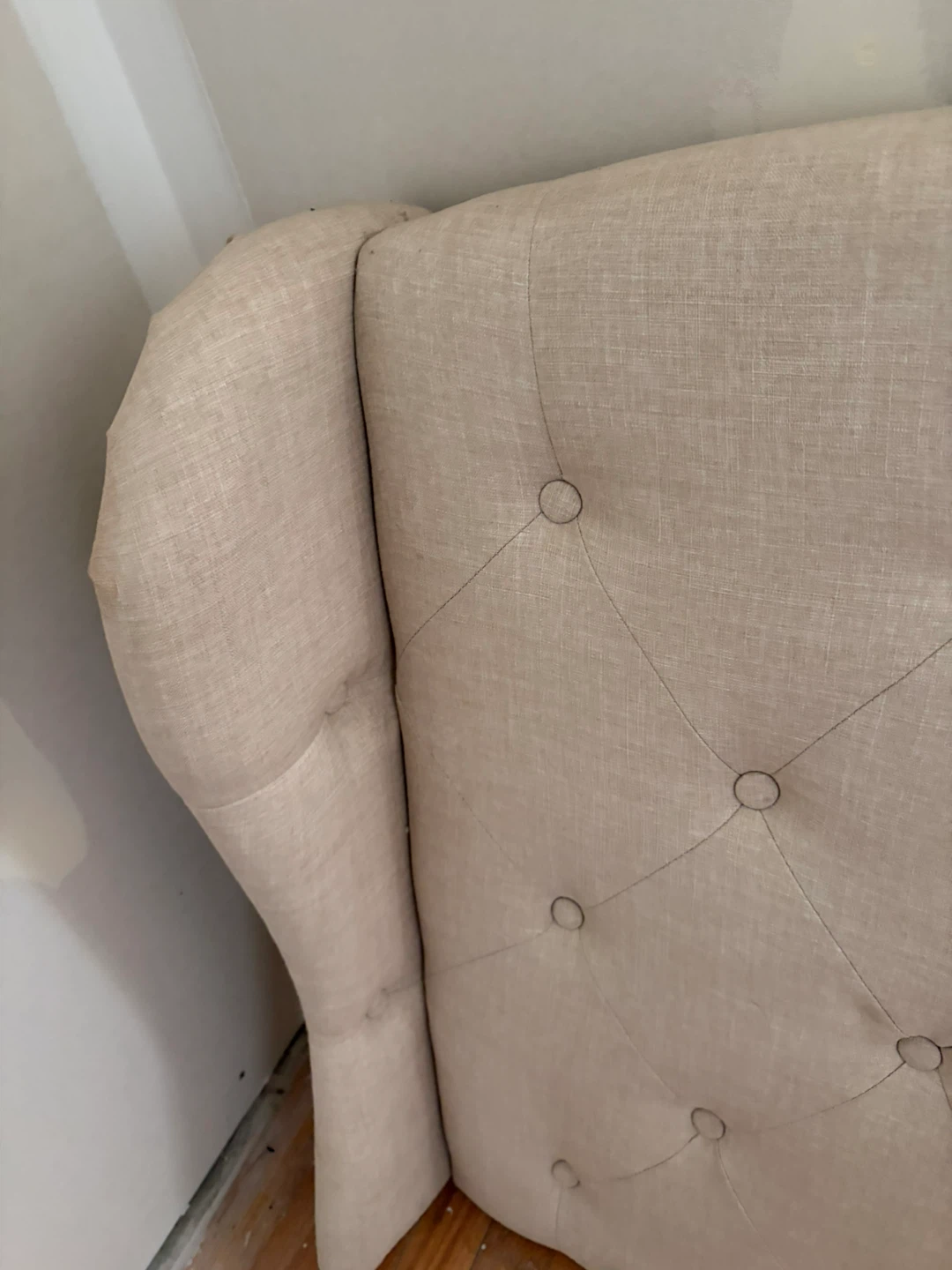 Upholstered Headboard& bed frame  Queen - photo 5