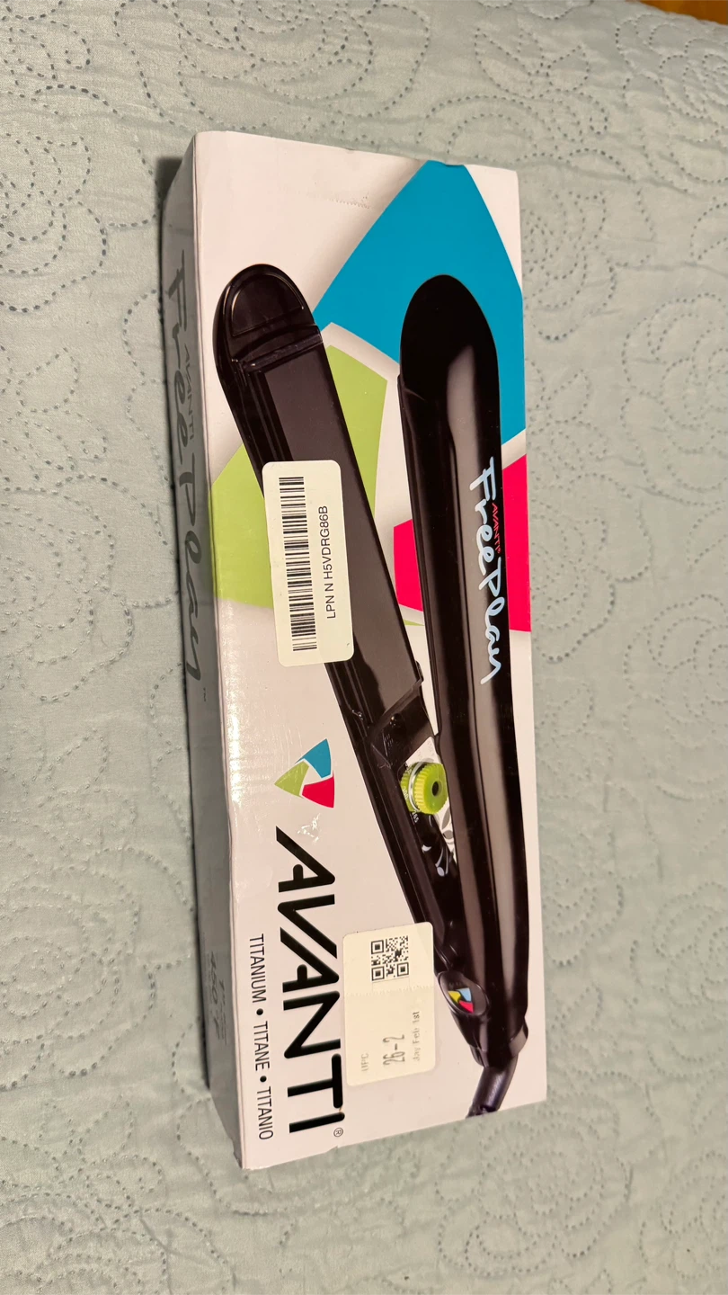 Avanti Titanium Hair Straightener 🥕