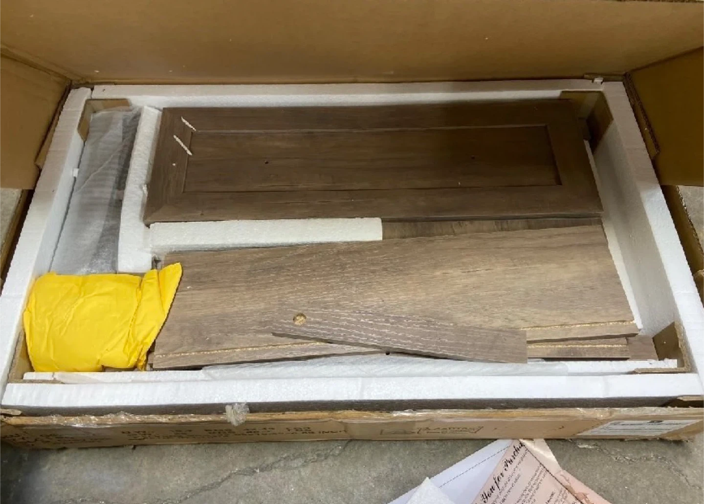Dresser/Nighstand with 3 drawers - photo 4