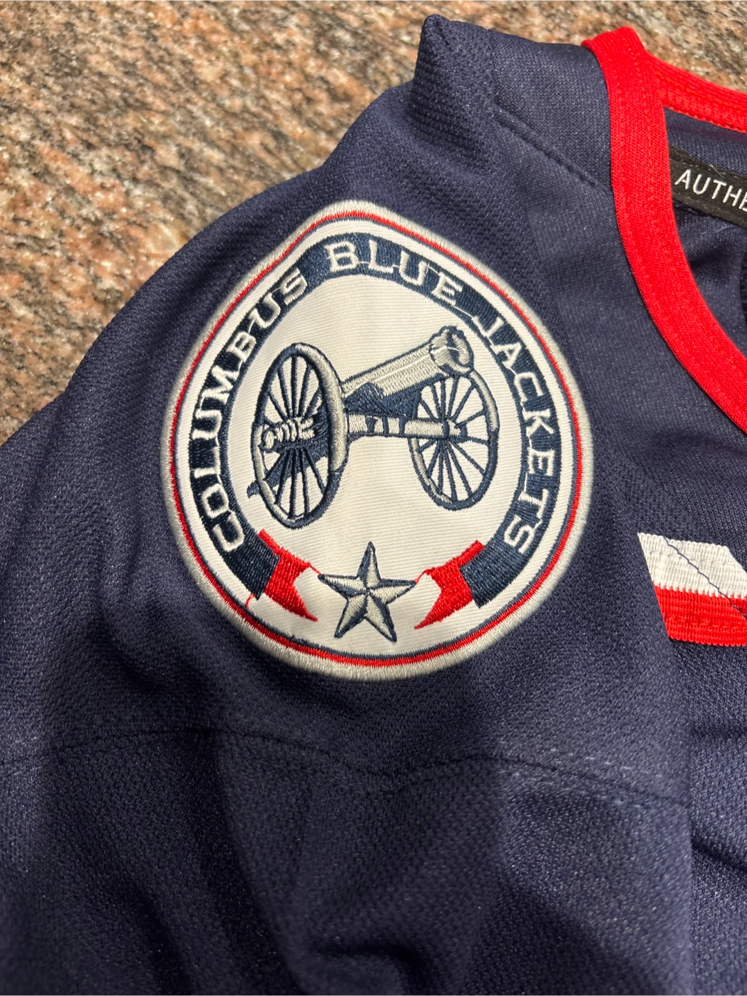 Columbus Blue Jackets Fantilli #19 Hockey Jersey Size 52 - photo 5