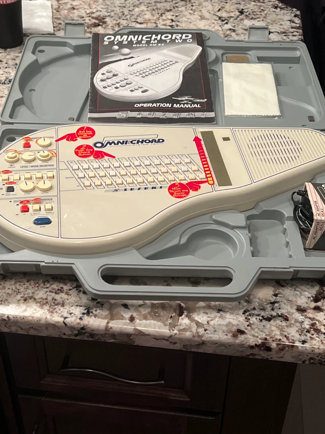 Suzuki Omnichord System Two model OM/84 Musical Instrument - photo 3