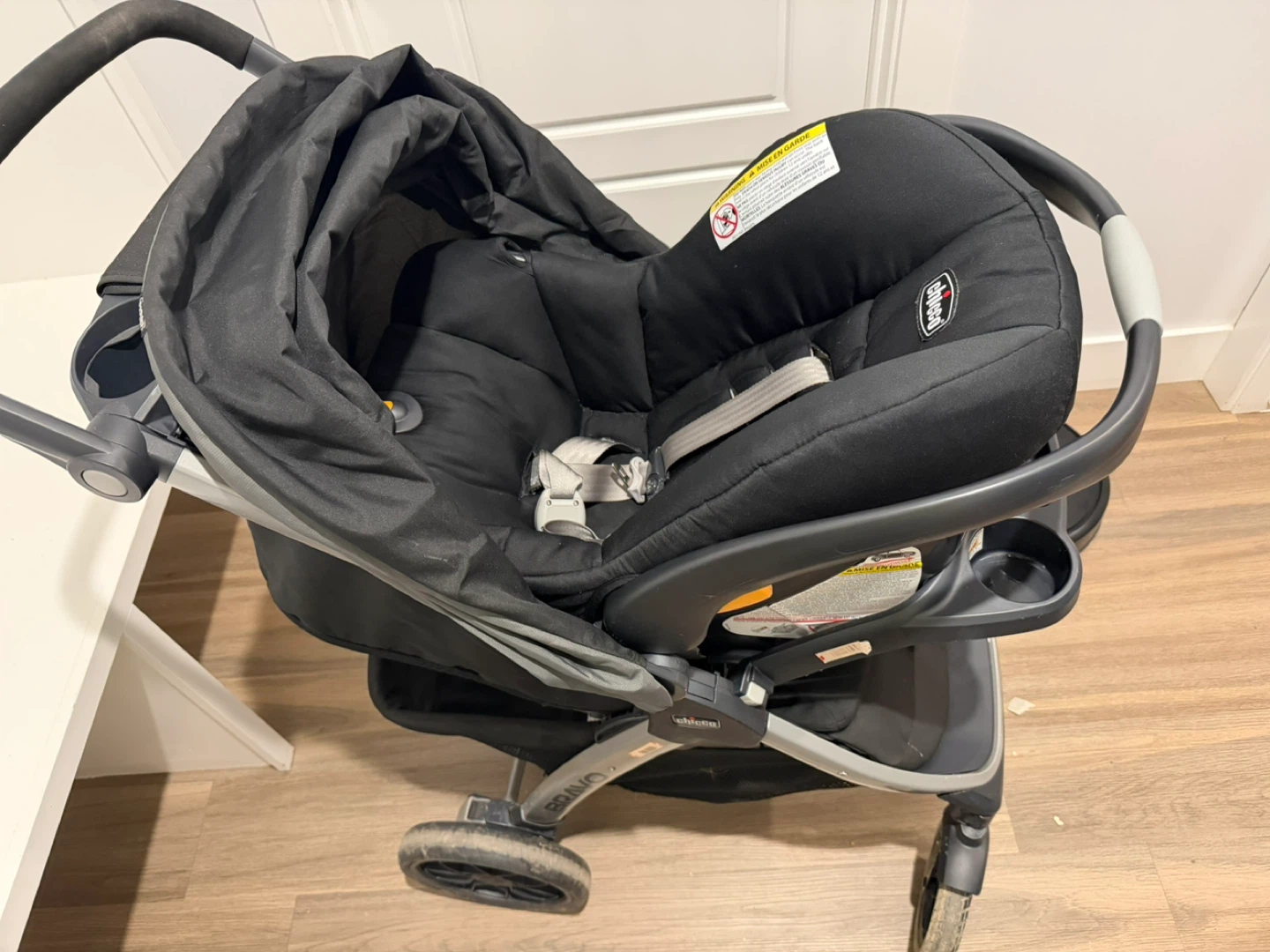 Chicco KeyFit 30 Infant Car Seat and Stroller