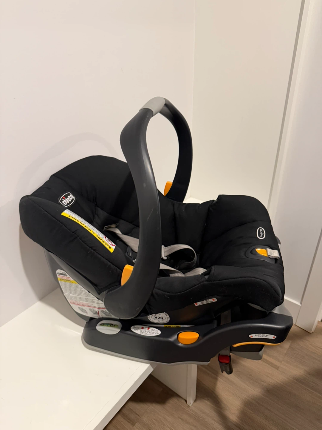 Chicco KeyFit 30 Infant Car Seat and Stroller - photo 2