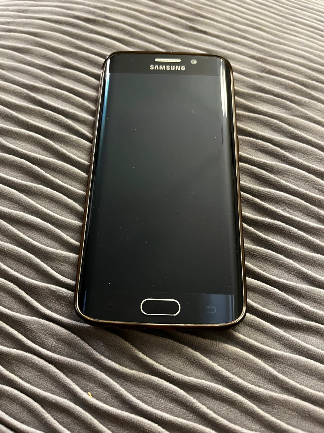 Samsung Galaxy S6 Edge - photo 2