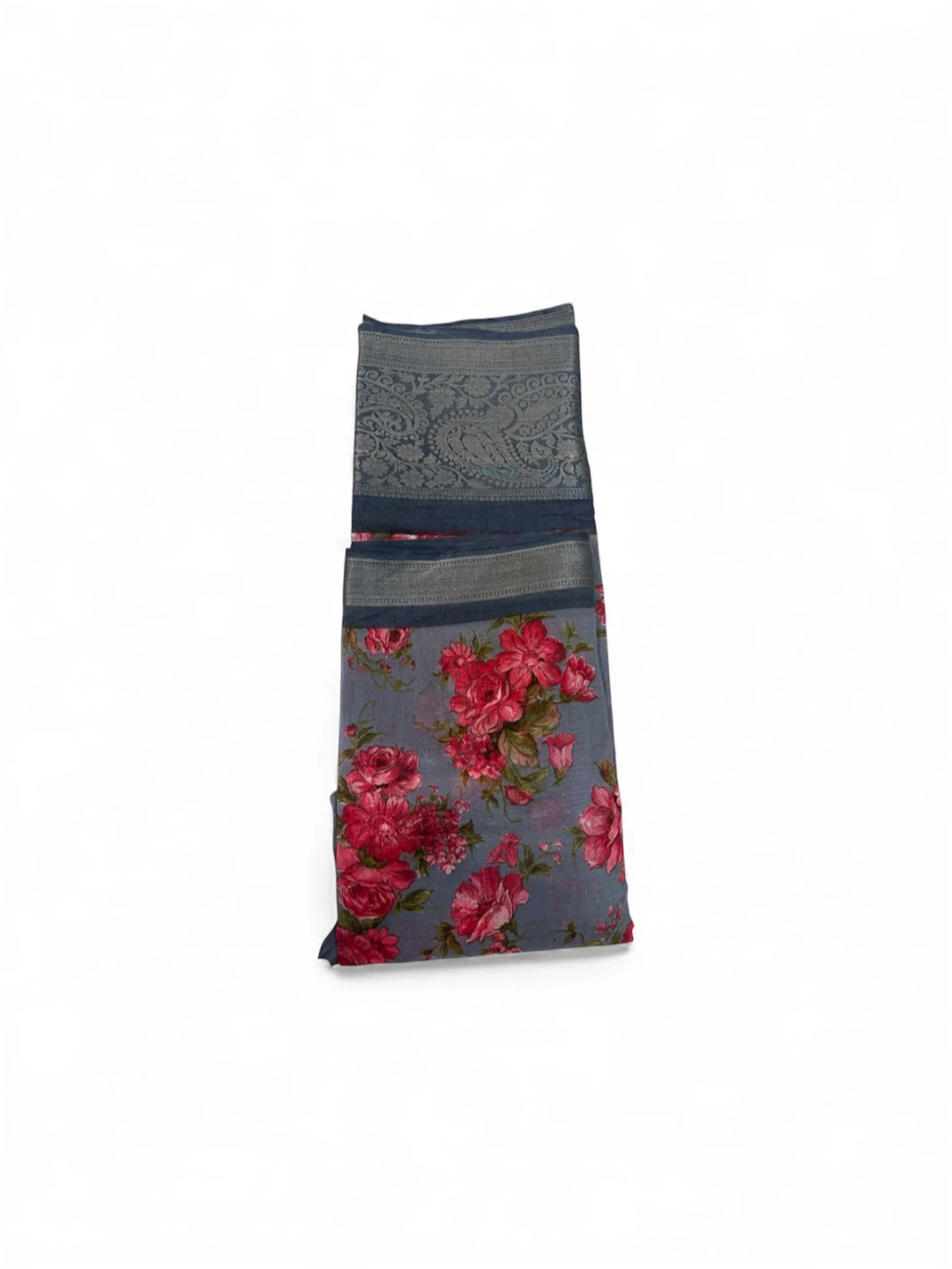 Saree (vibrant floral print in shades of red and pink.) - photo 2