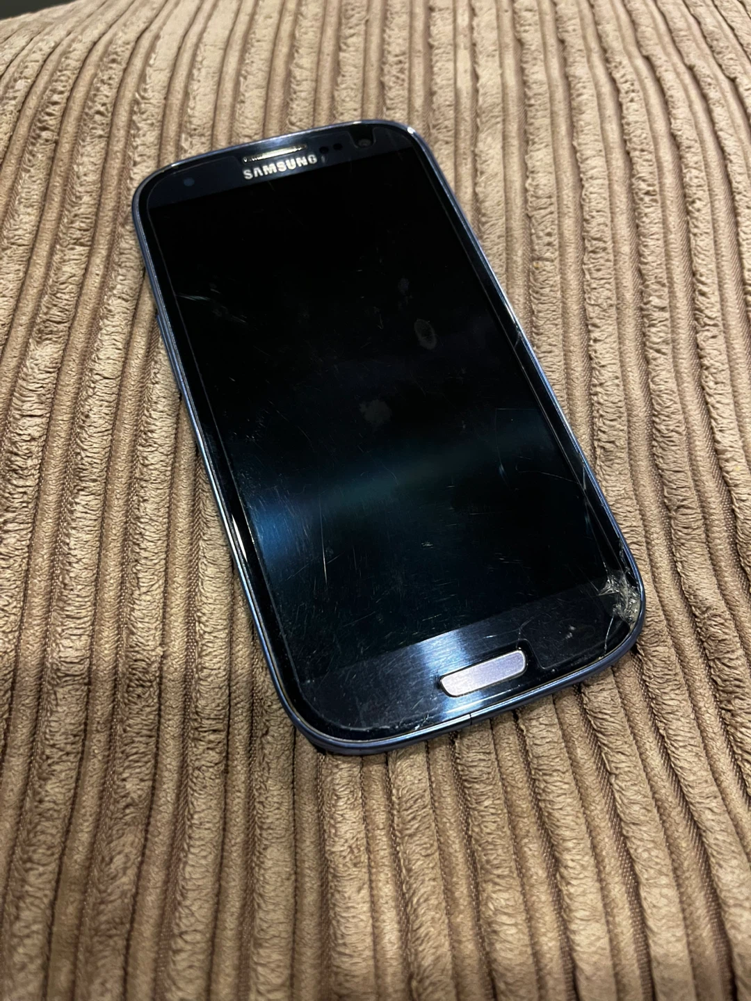 Samsung Galaxy SIII - photo 2