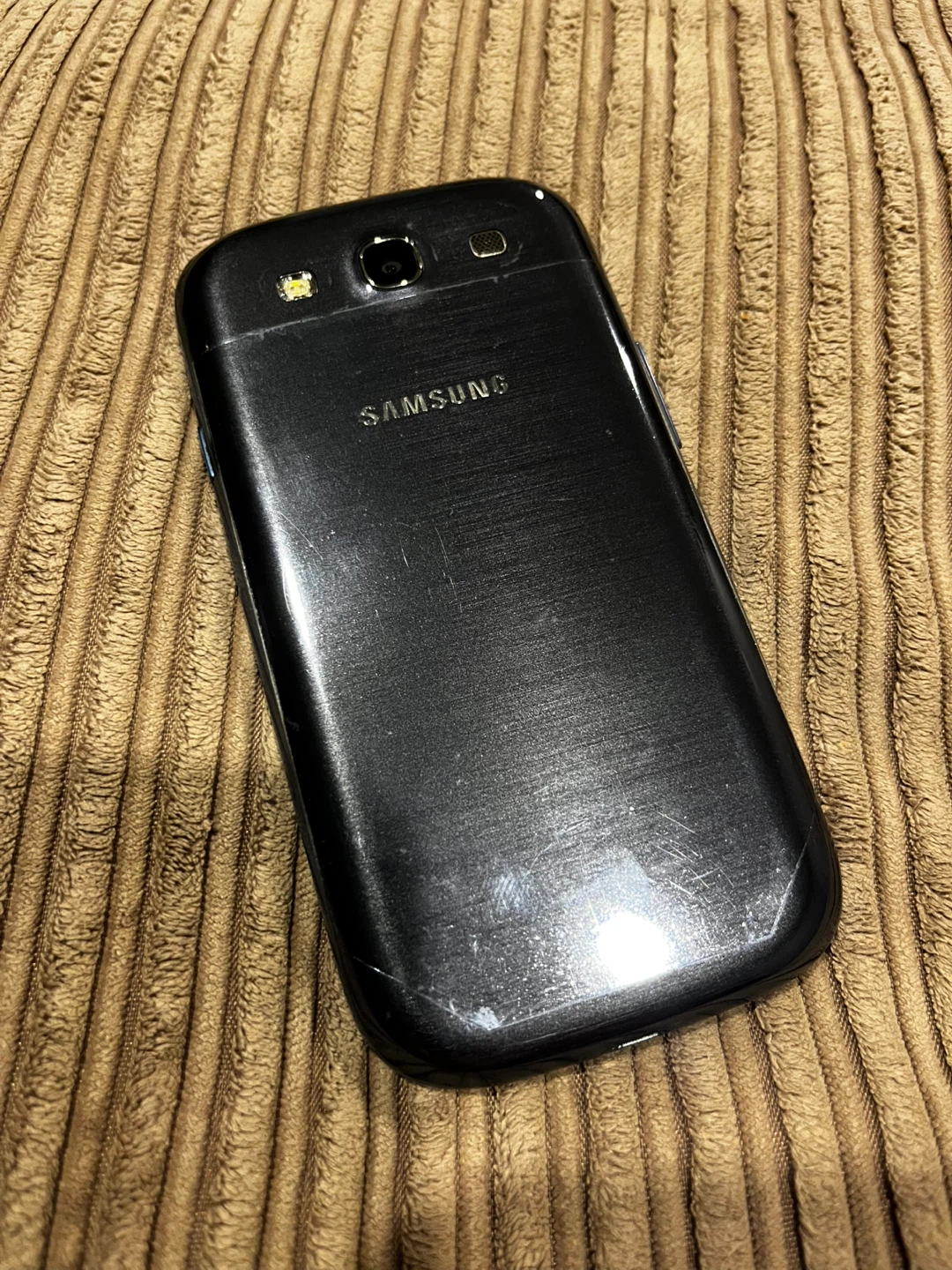 Samsung Galaxy SIII - photo 3