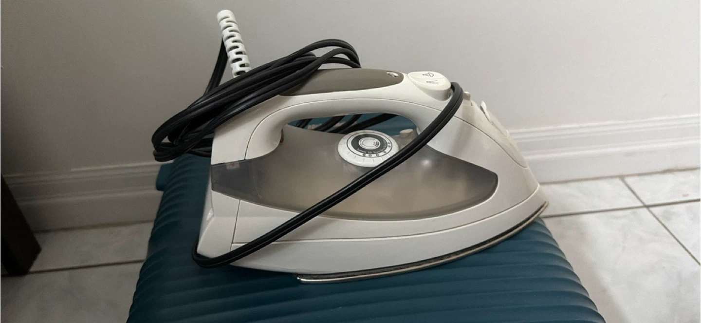 Rowenta Iron - photo 2