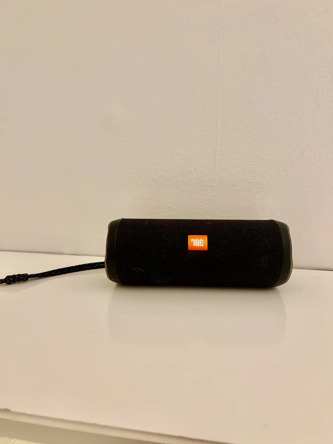 JBL Flip 4 Portable Waterproof Bluetooth Speaker - Black - photo 3
