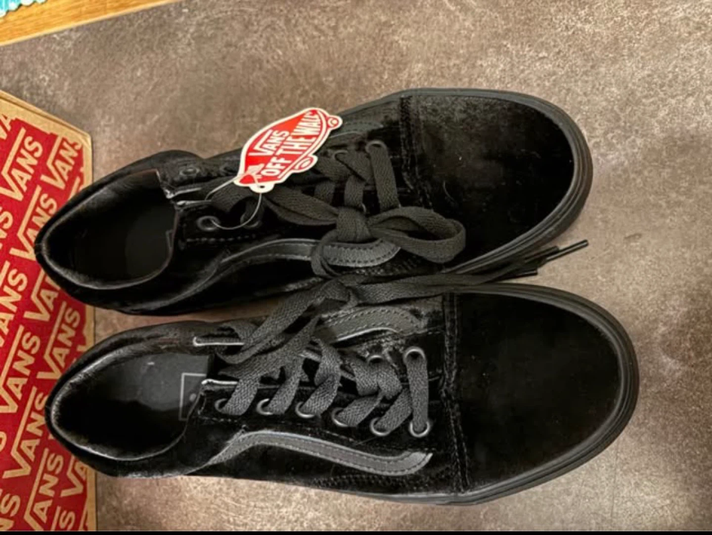 Unisex Old Skool Black Vans Velvet Shoes - photo 3