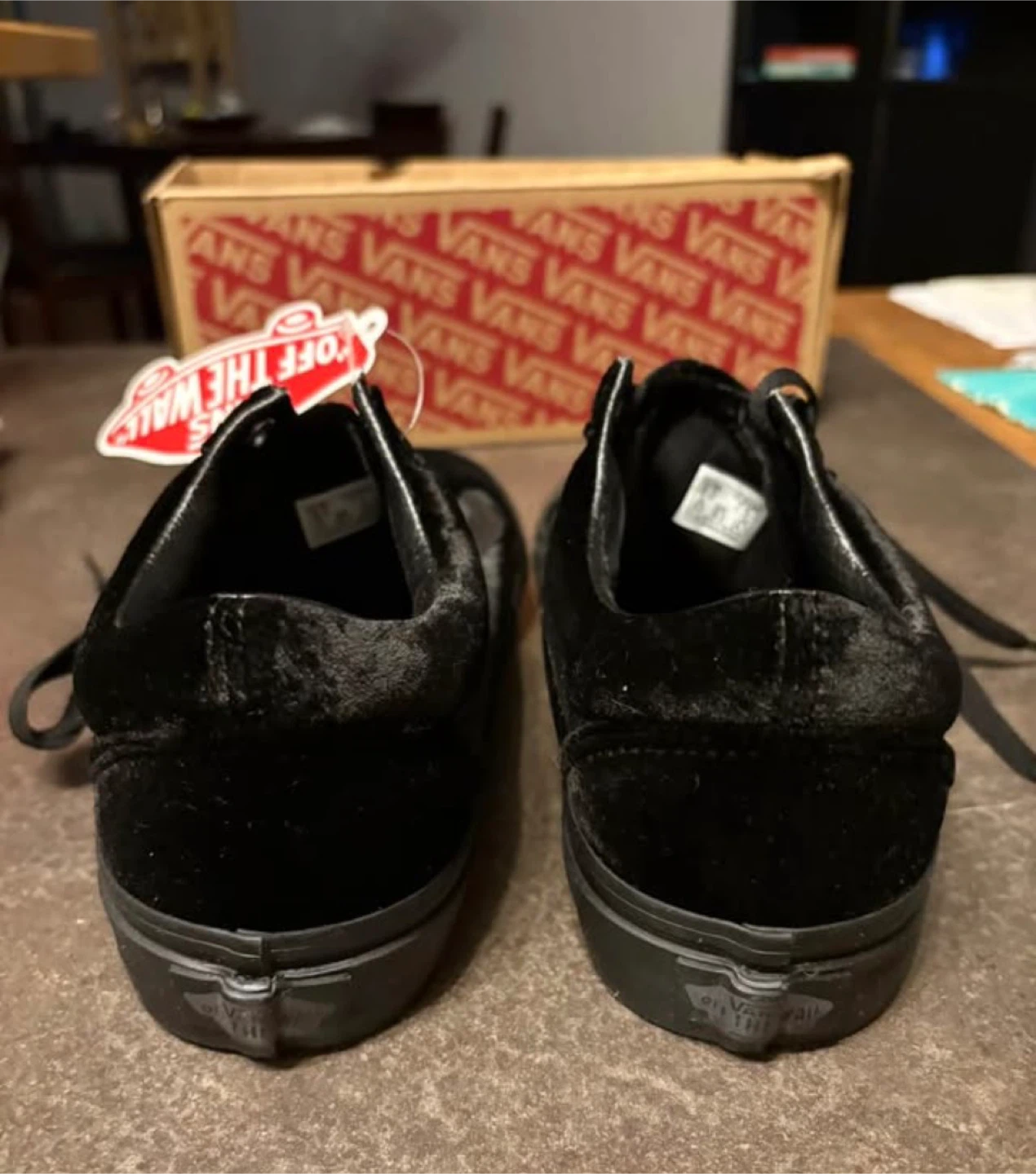 Unisex Old Skool Black Vans Velvet Shoes - photo 5