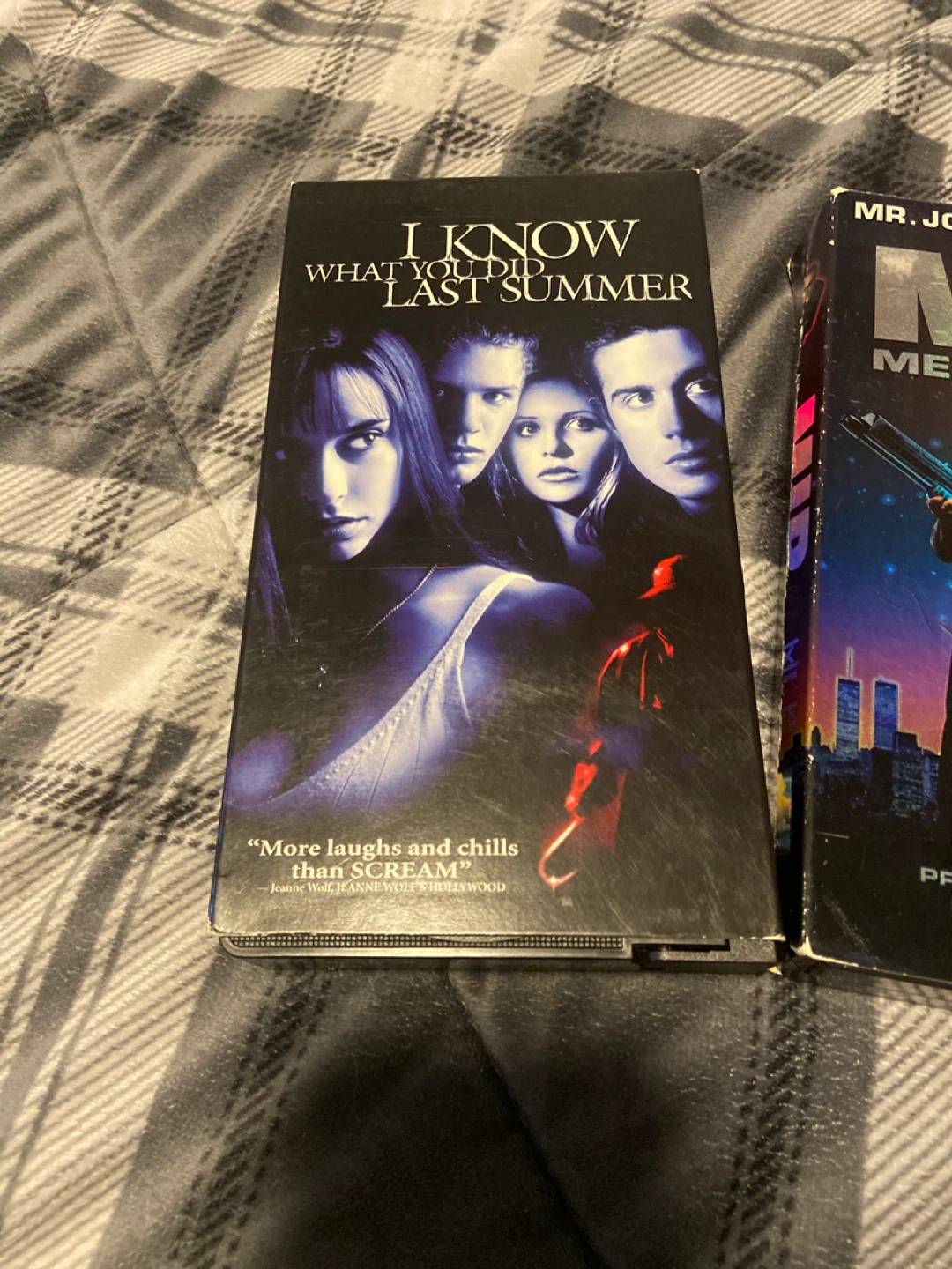3 Assorted VHS Movie Tapes - photo 2